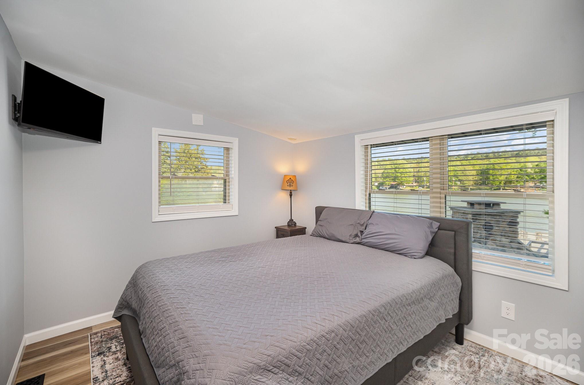 1435 Panther Point Road — Richfield