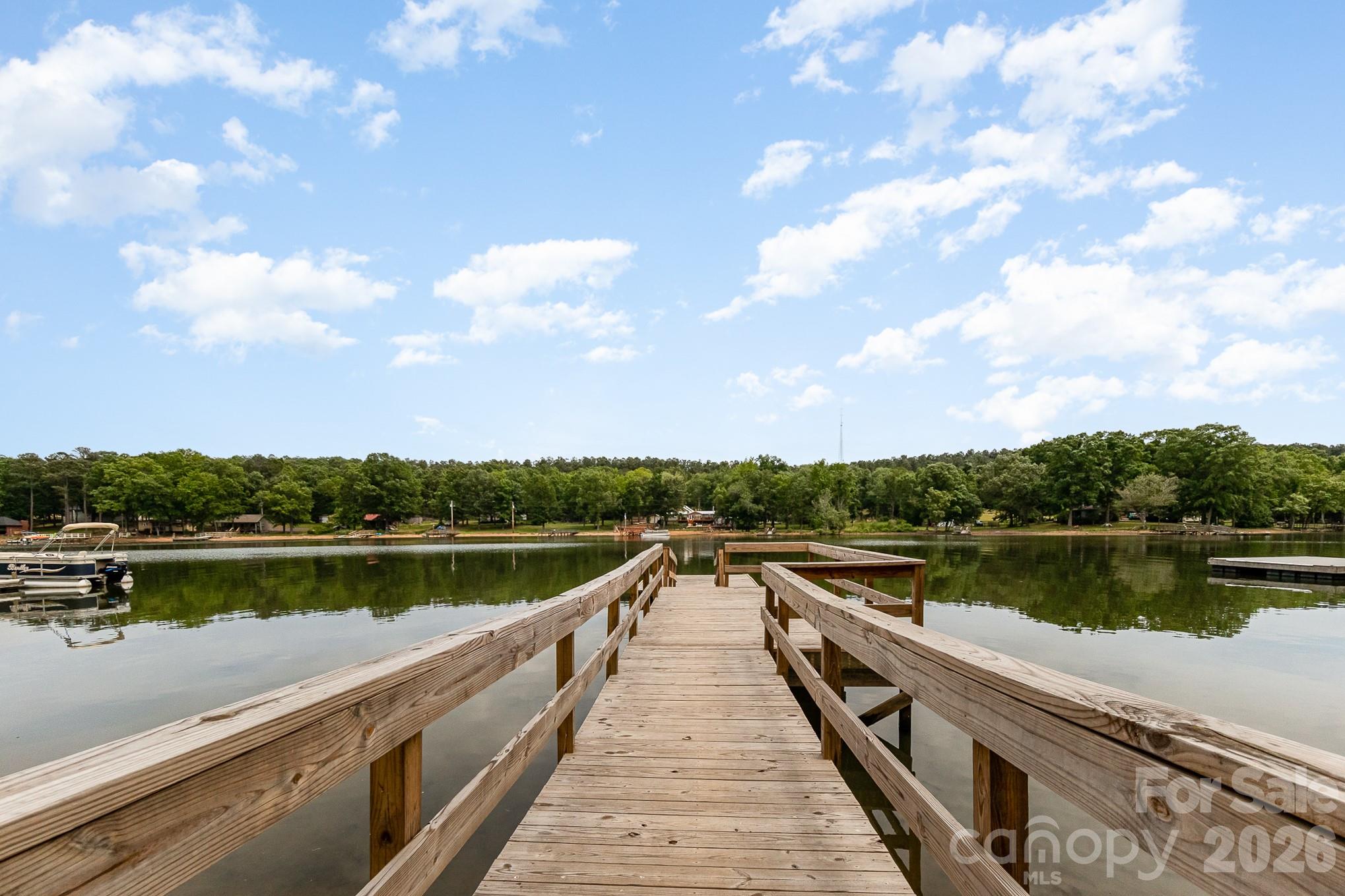 1435 Panther Point Road — Richfield
