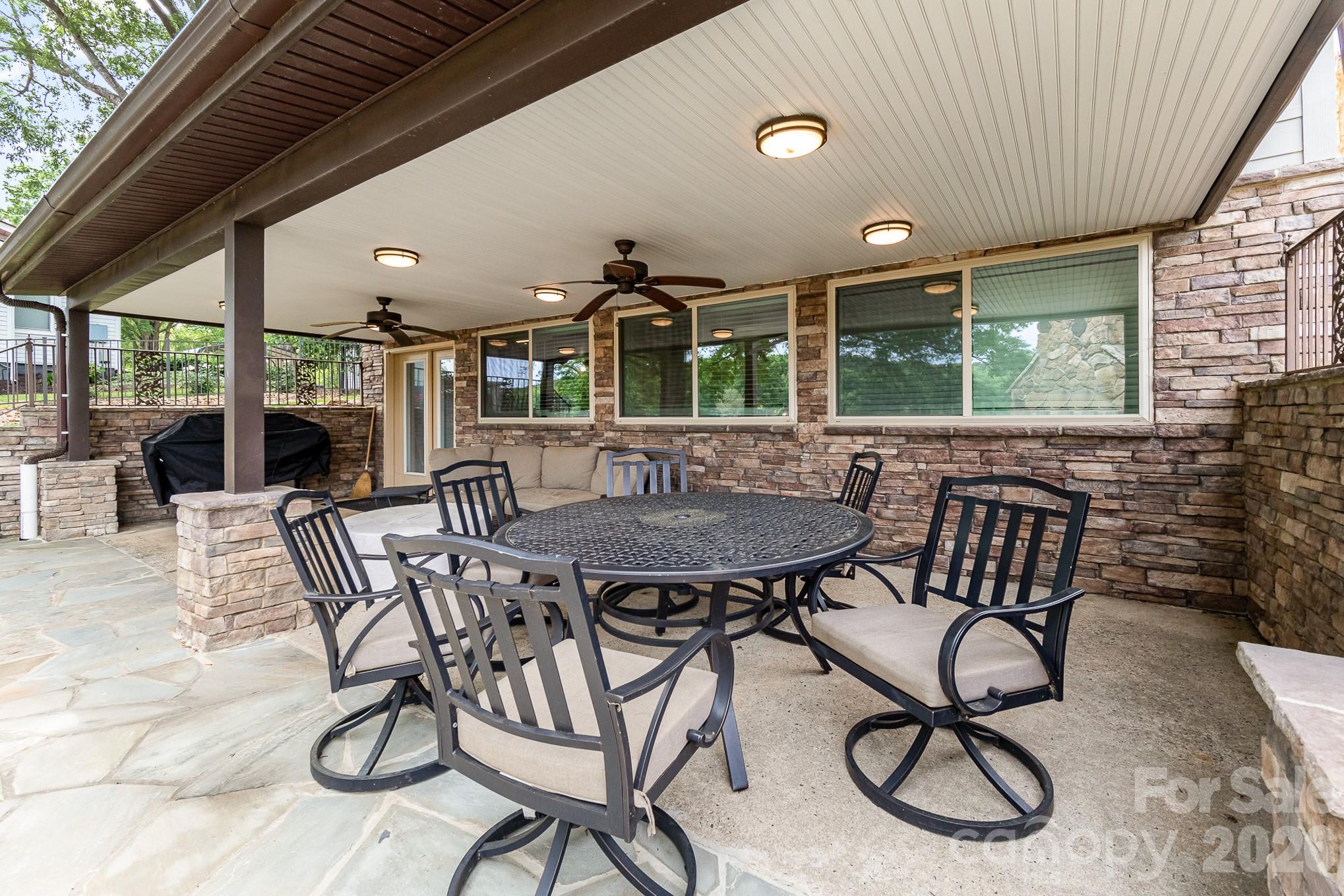 1435 Panther Point Road — Richfield