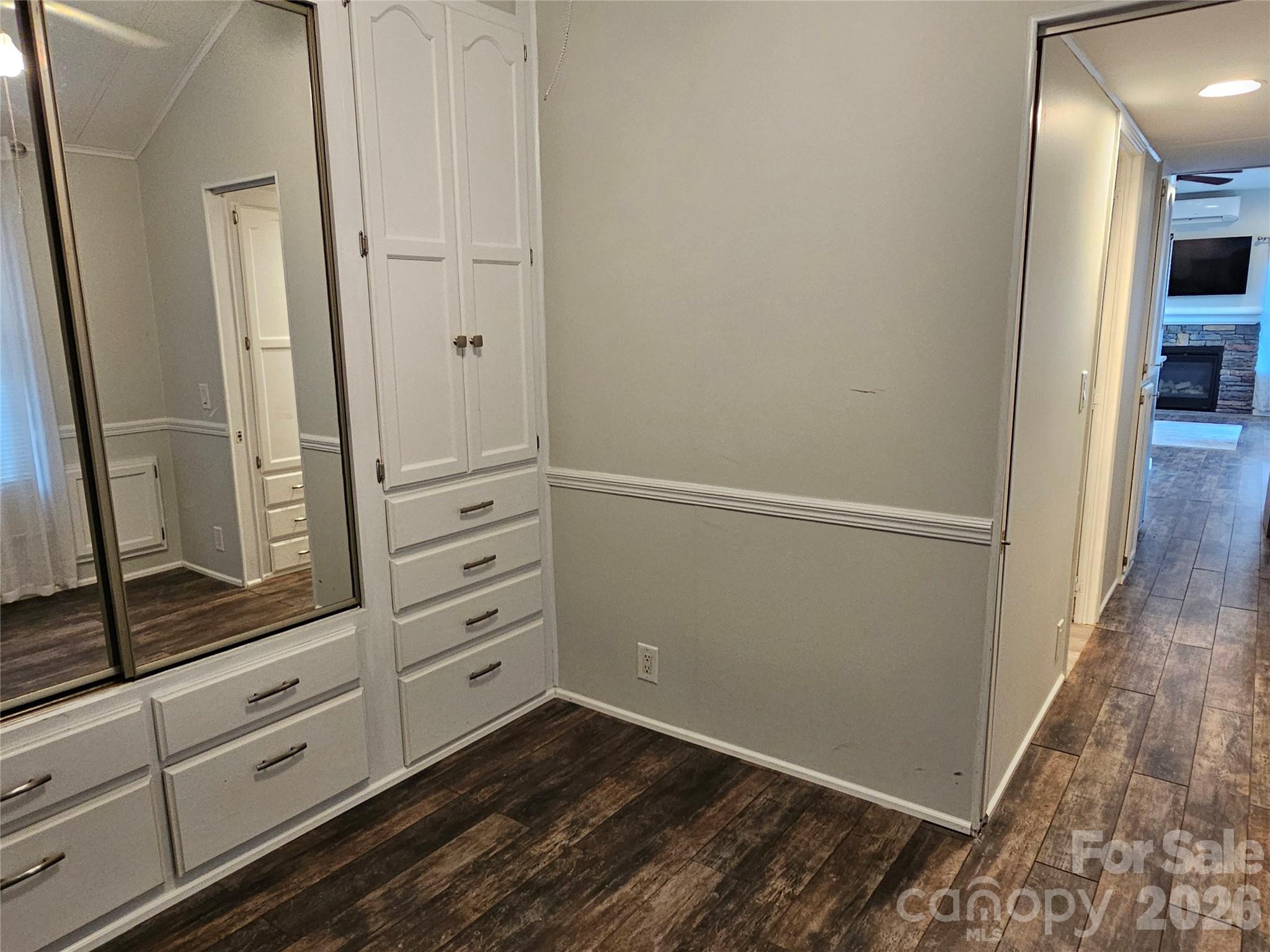408 Whispering Winds Road — Waynesville