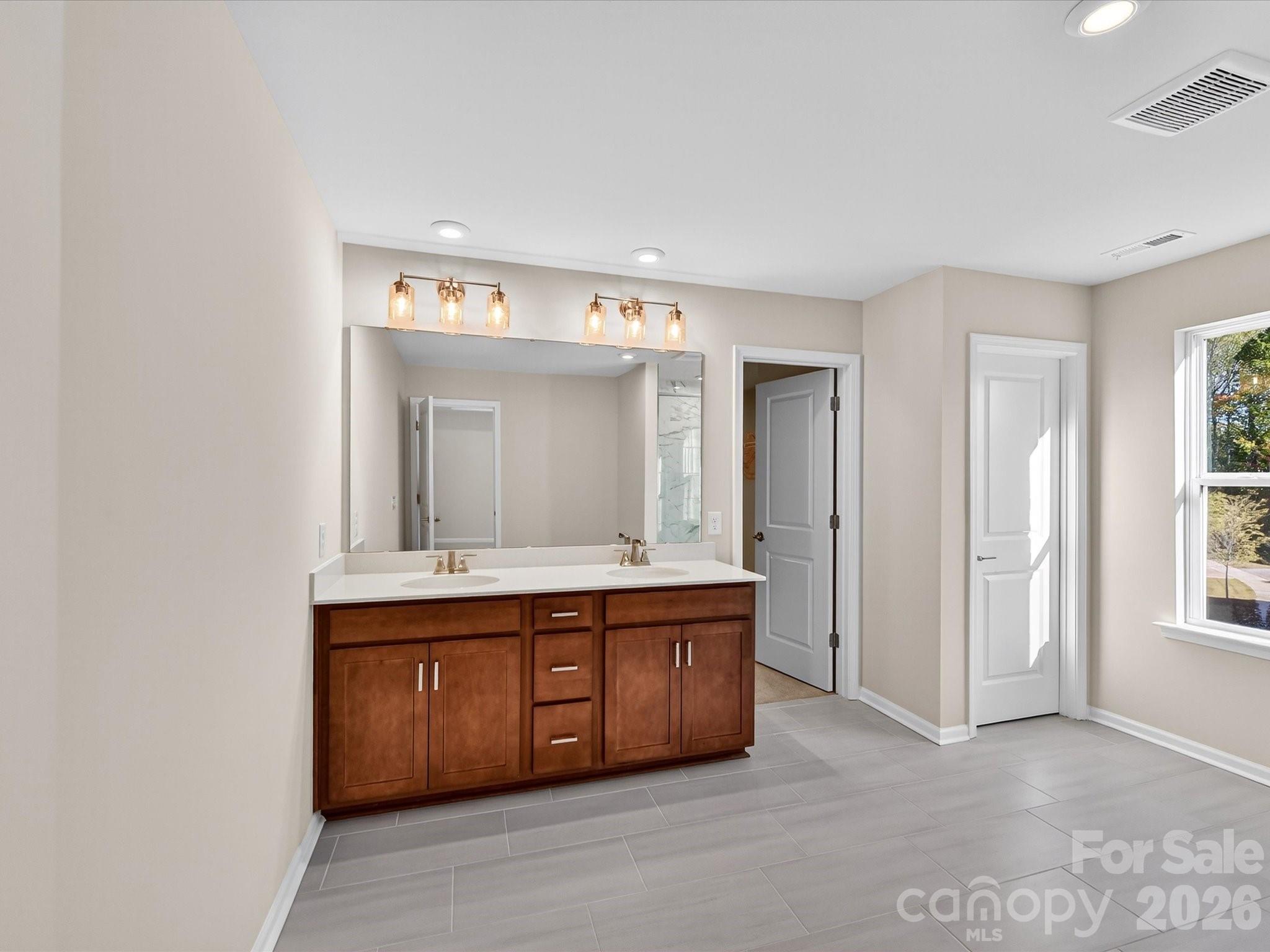 8234 Franklin Trail Street — Mint Hill