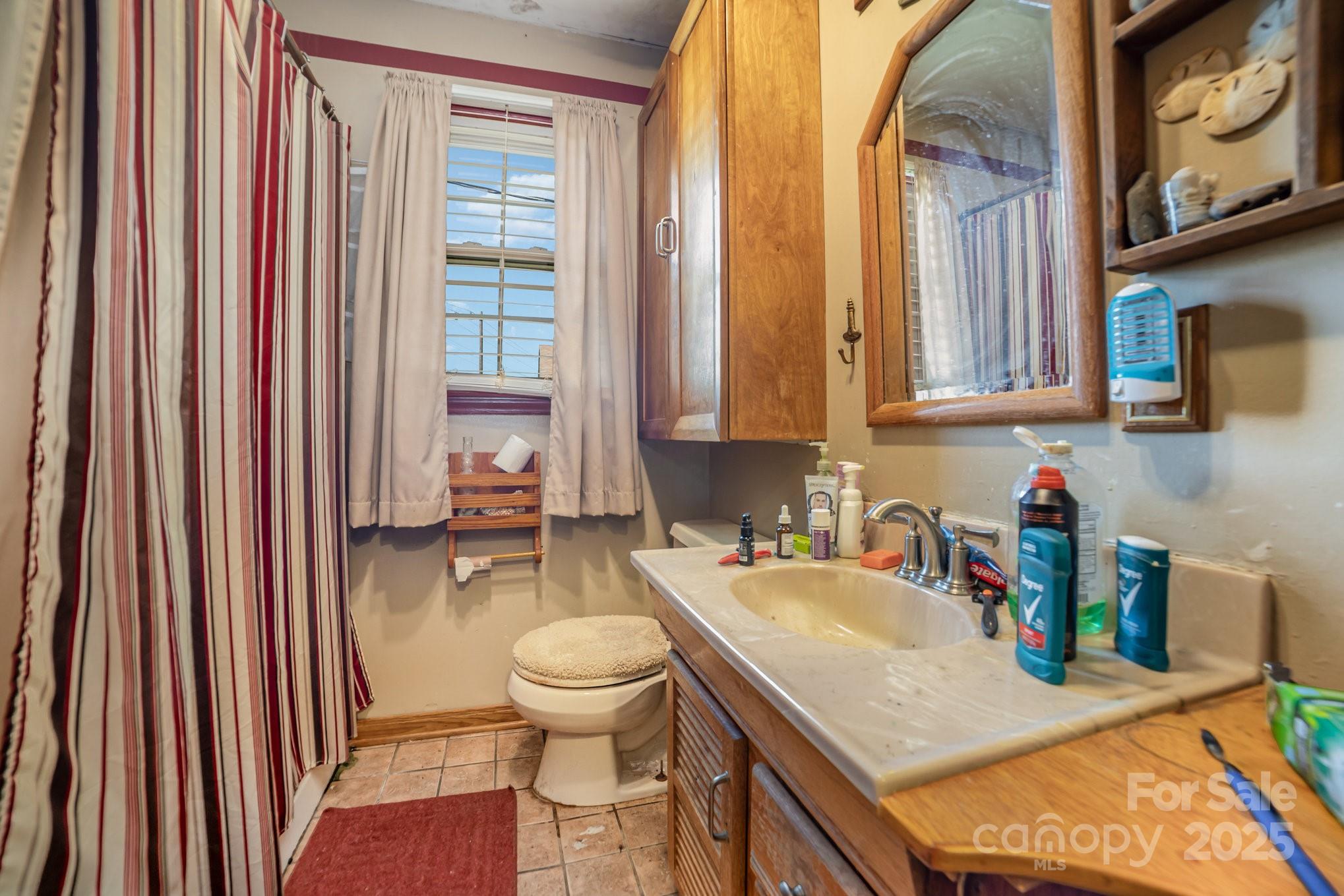 801 Windwood Drive — Gastonia