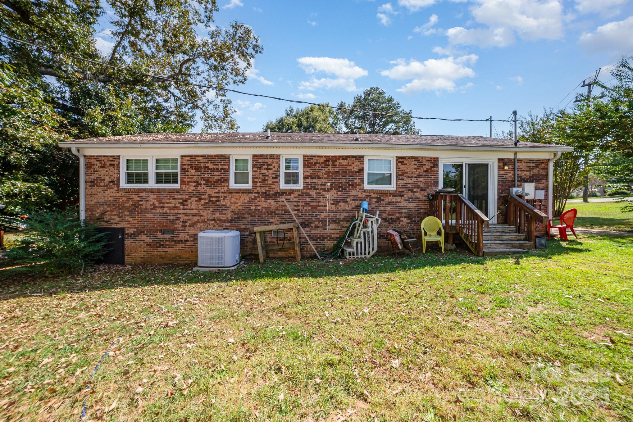 801 Windwood Drive — Gastonia