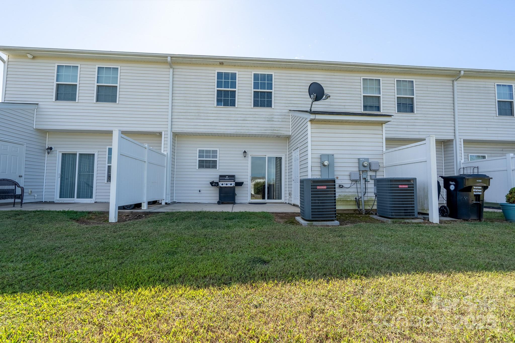 287 Halton Crossing Drive SW — Concord