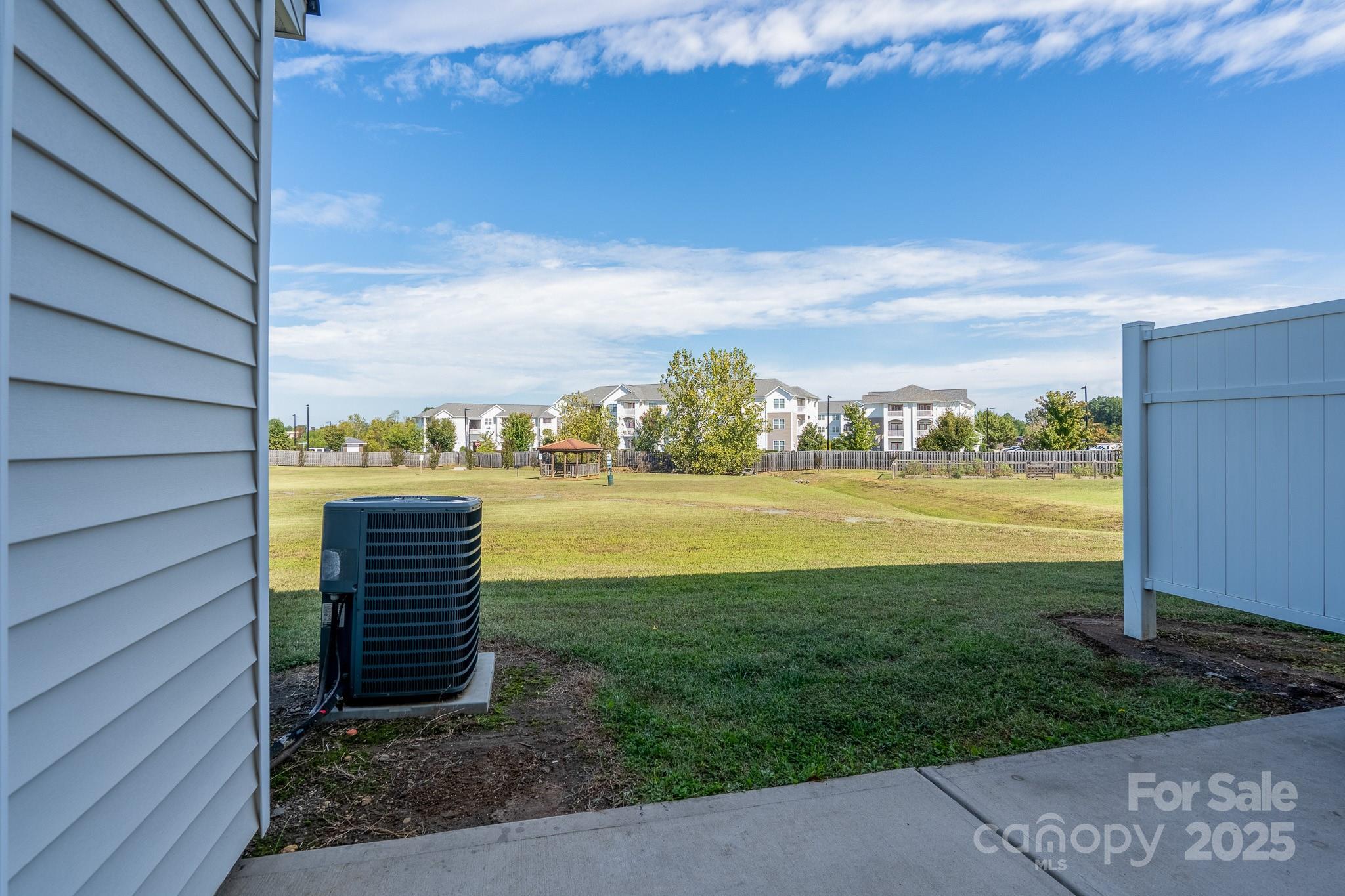 287 Halton Crossing Drive SW — Concord