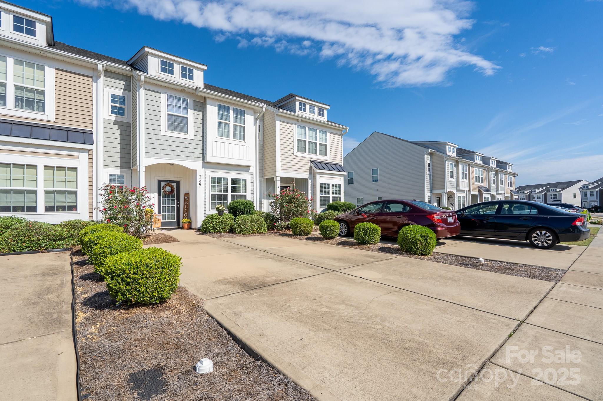 287 Halton Crossing Drive SW — Concord