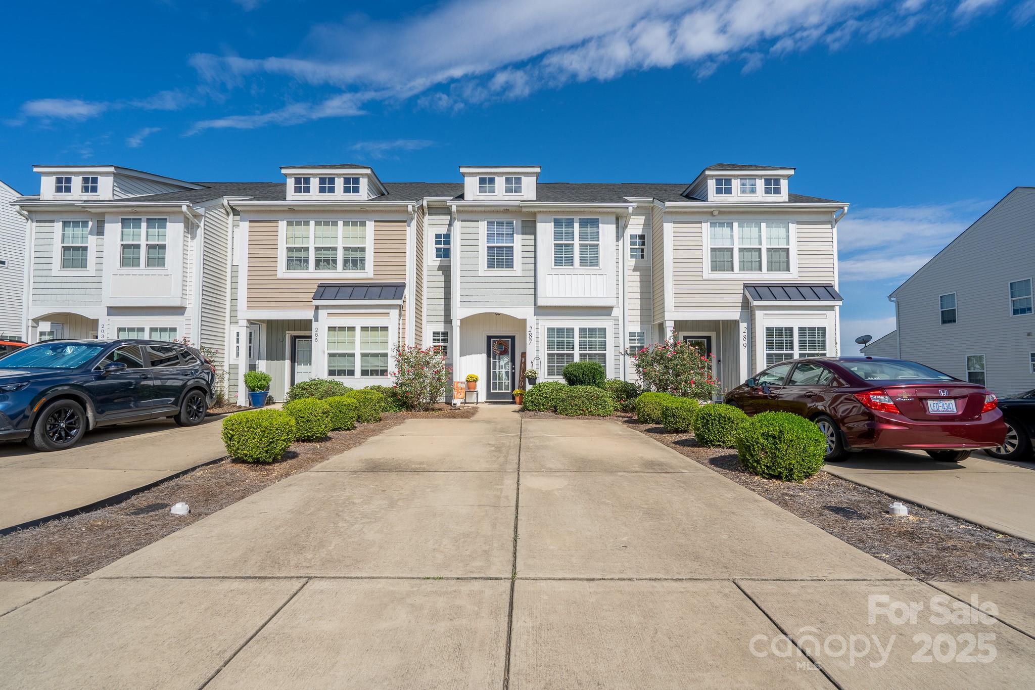 287 Halton Crossing Drive SW — Concord