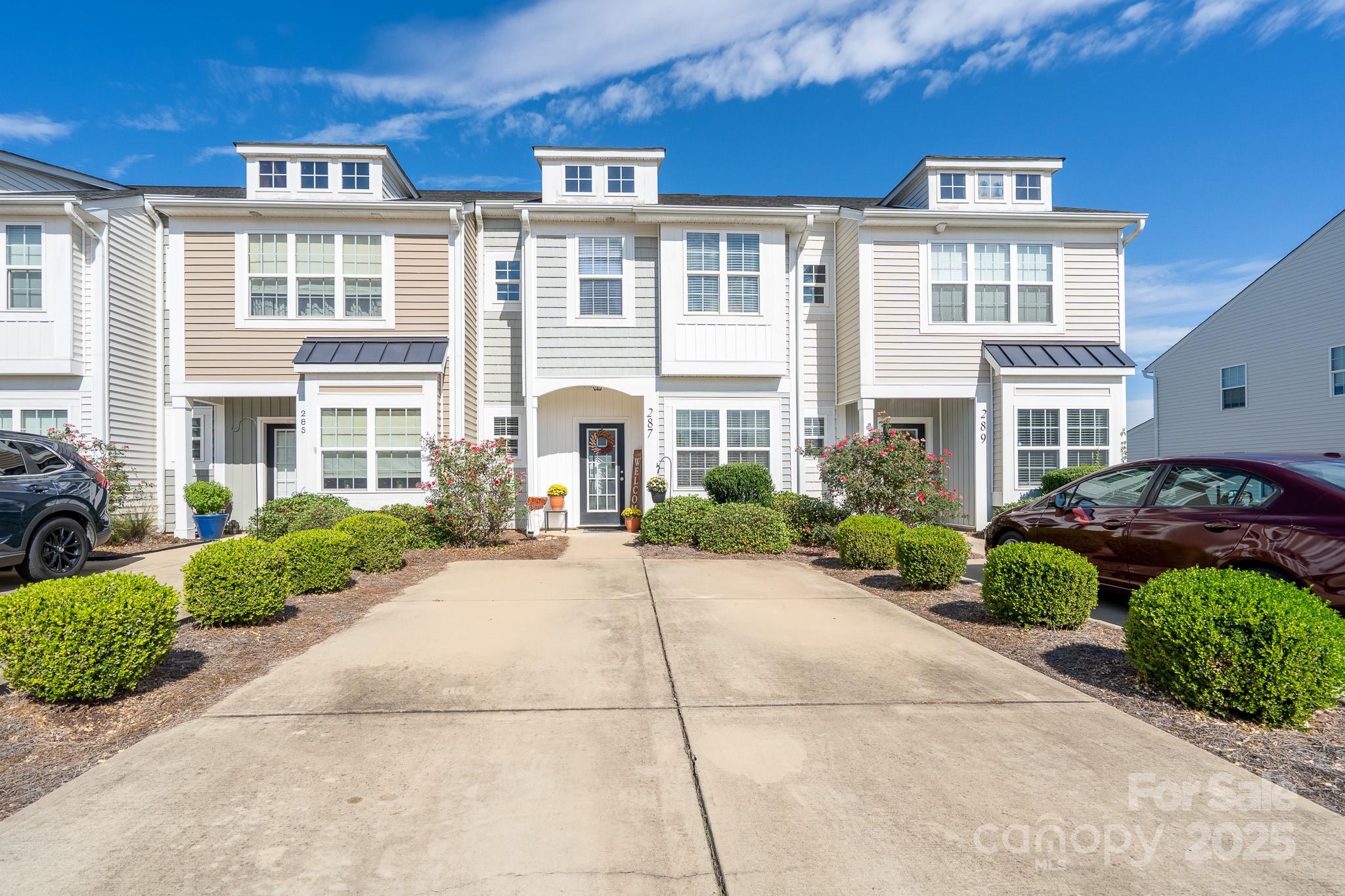 287 Halton Crossing Drive SW — Concord