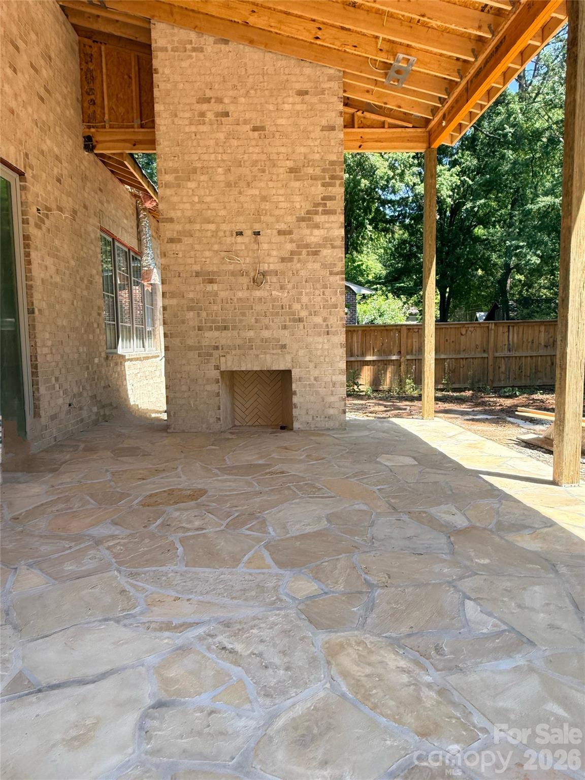 110 Hunter Lane — Charlotte