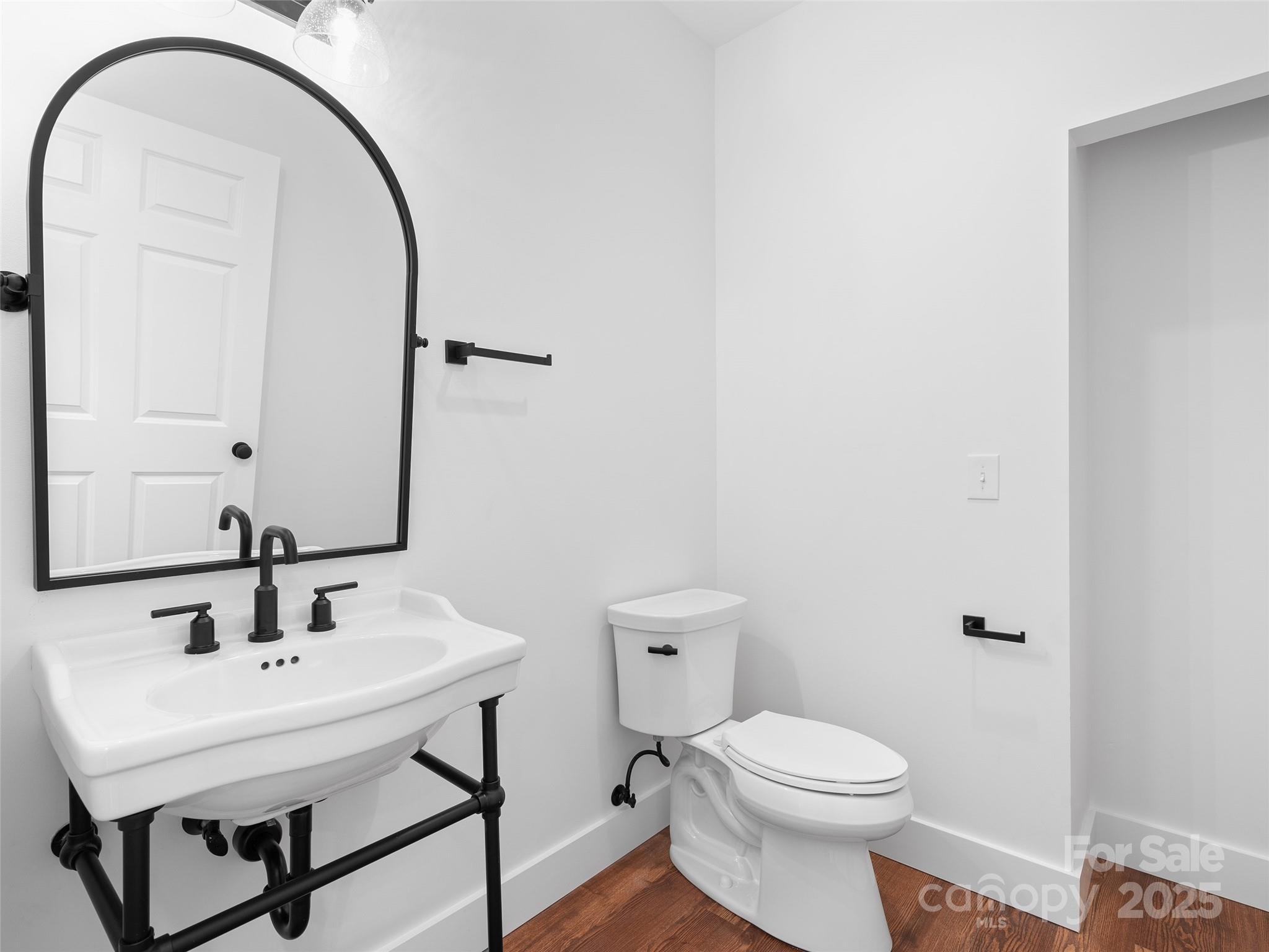11 Riemar Lane — Waynesville