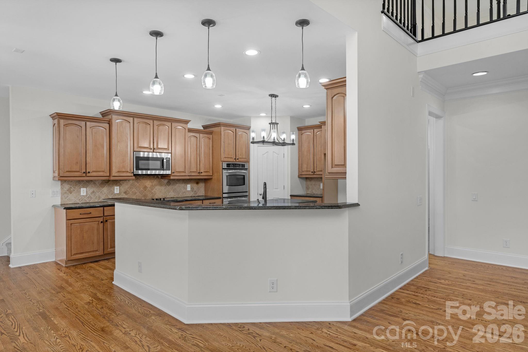 1300 Longleaf Court — Matthews