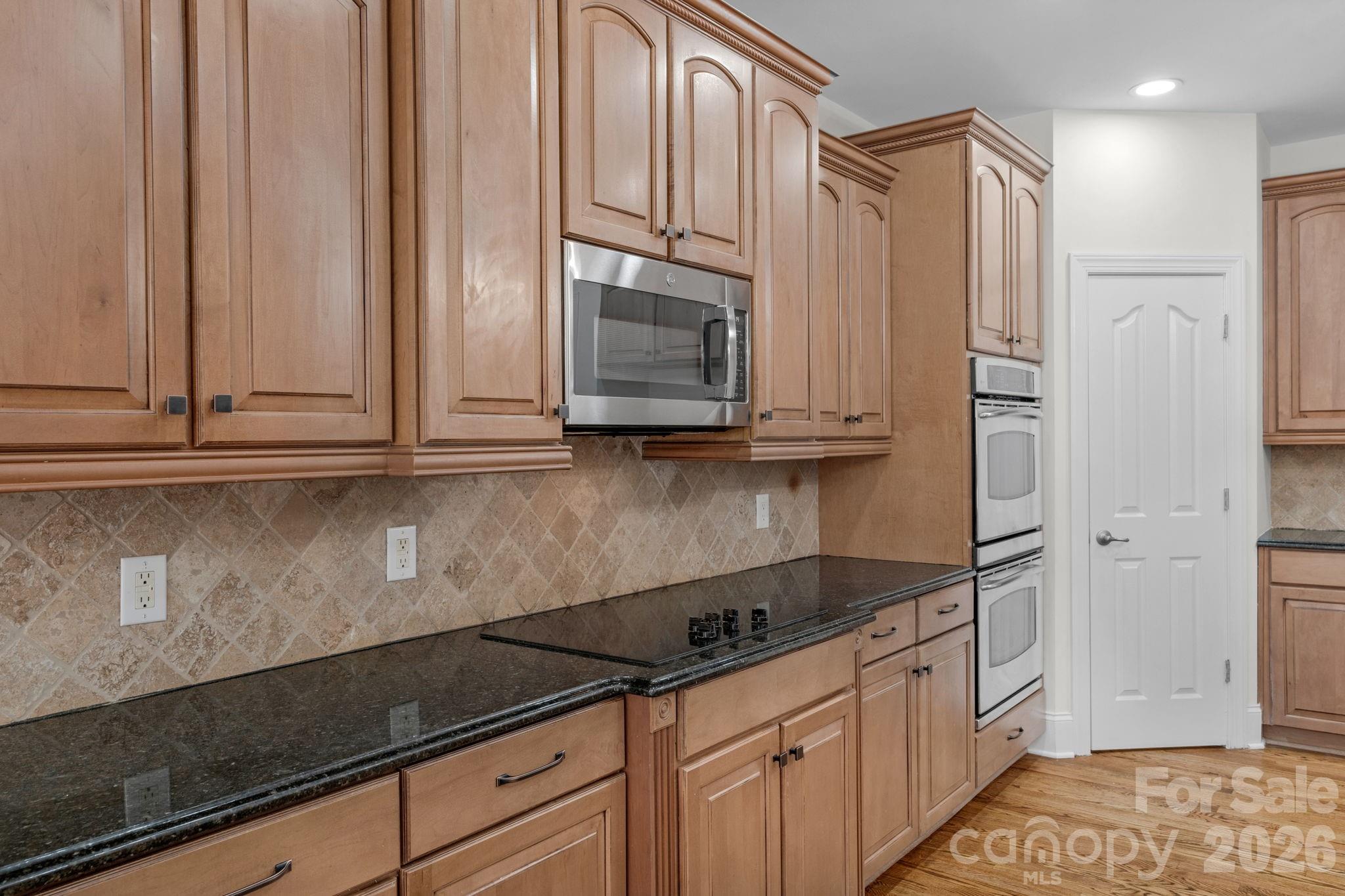 1300 Longleaf Court — Matthews