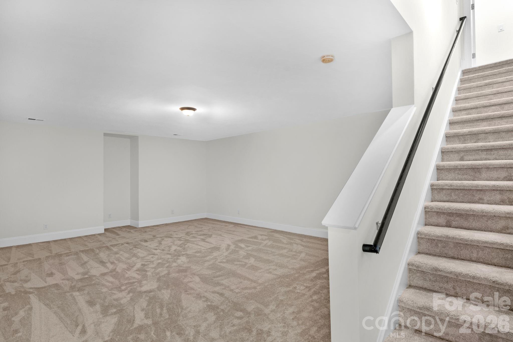 1300 Longleaf Court — Matthews