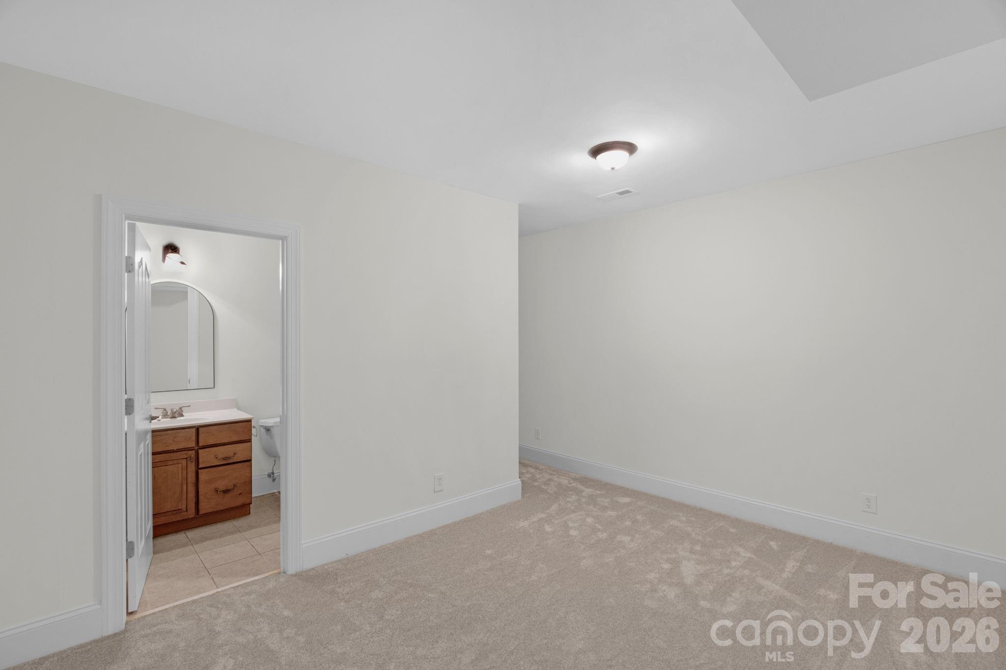 1300 Longleaf Court — Matthews