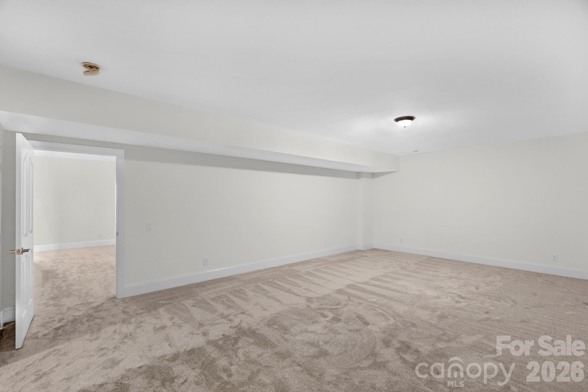 1300 Longleaf Court — Matthews