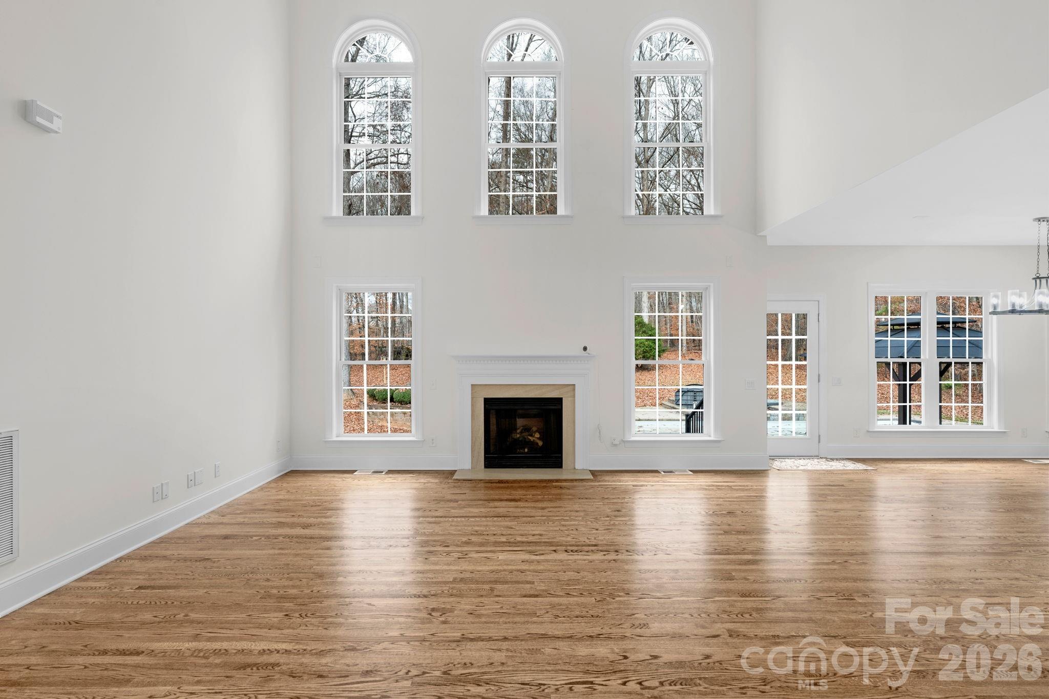 1300 Longleaf Court — Matthews