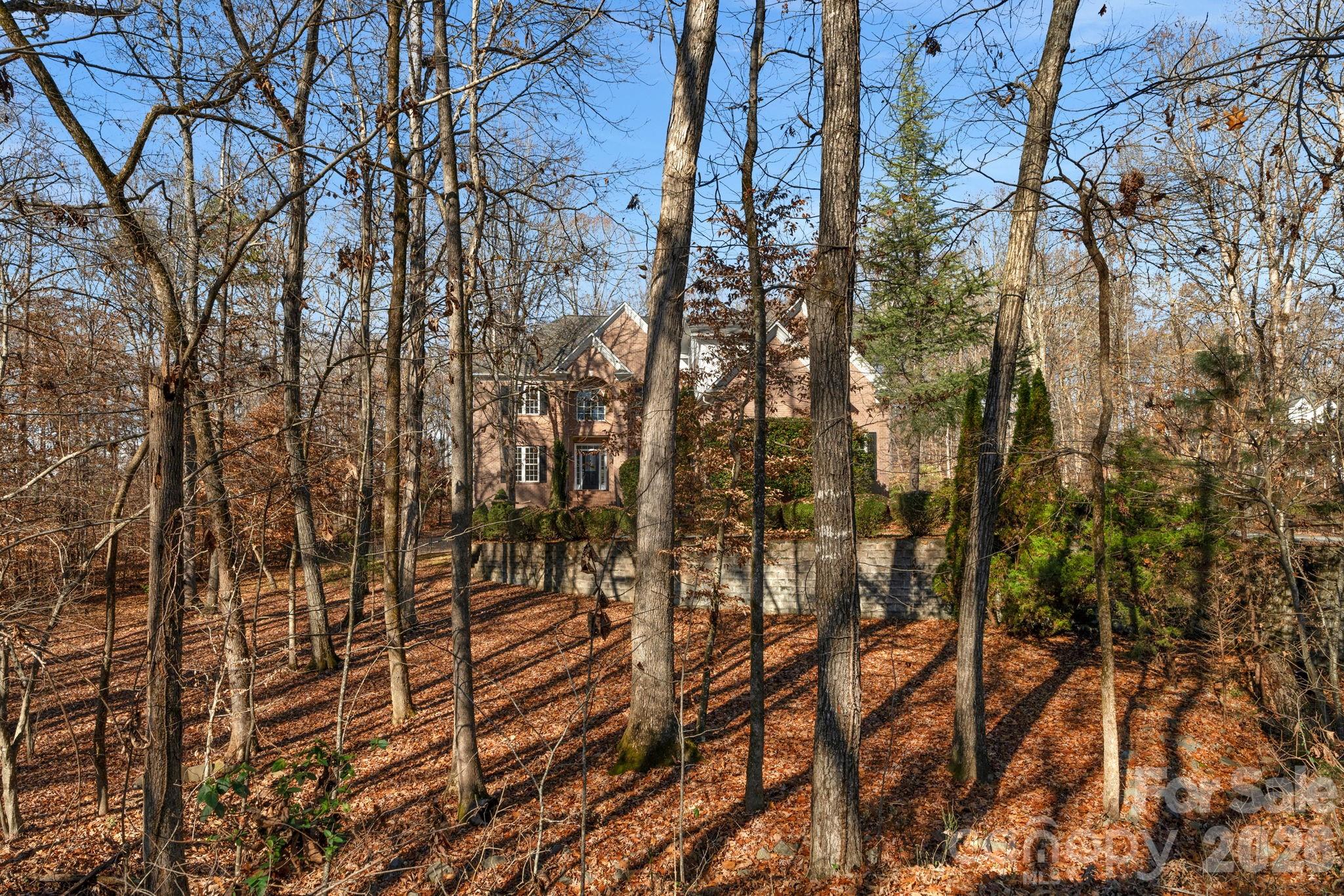 1300 Longleaf Court — Matthews