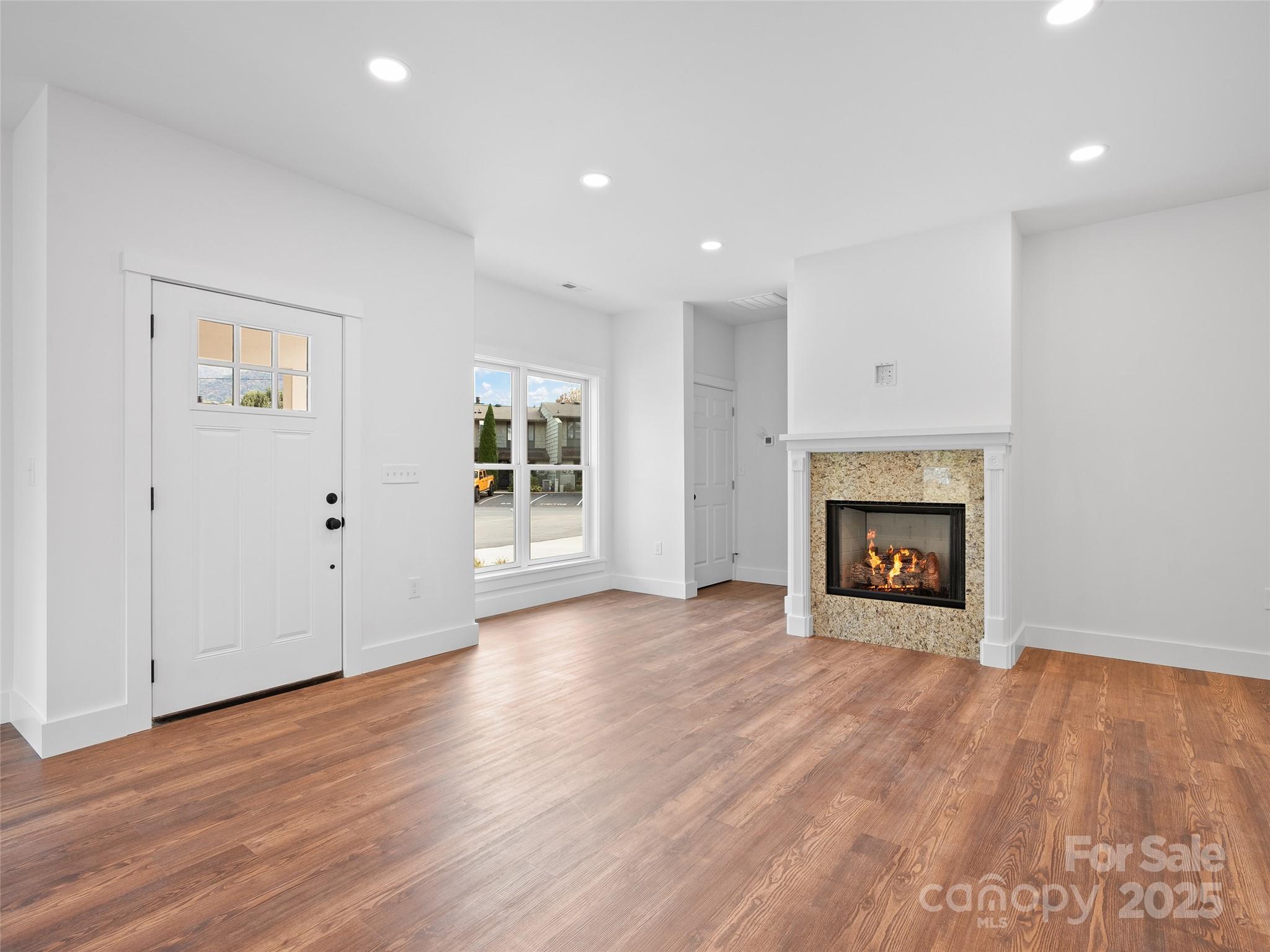 15 Riemar Lane — Waynesville