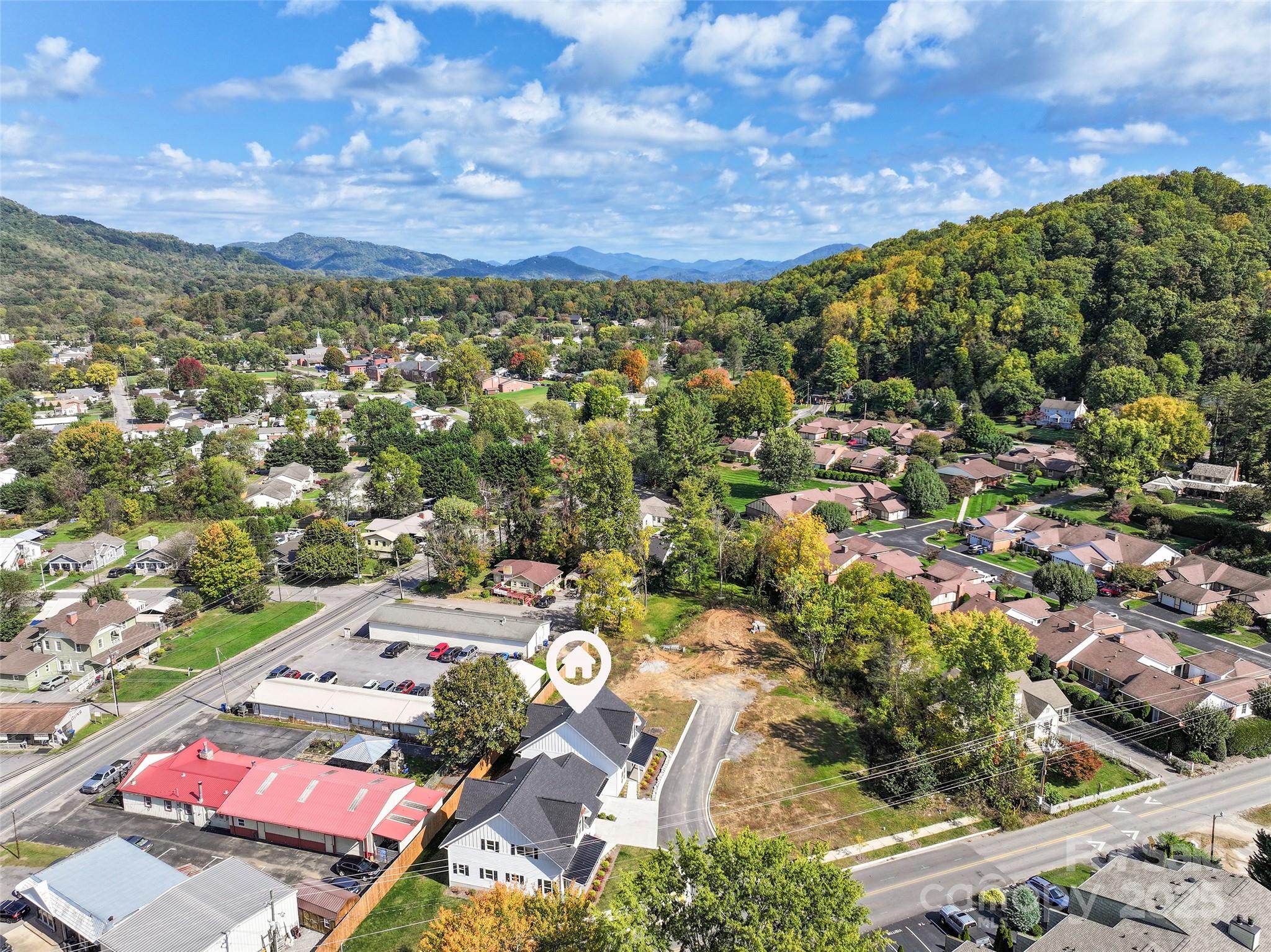 15 Riemar Lane — Waynesville
