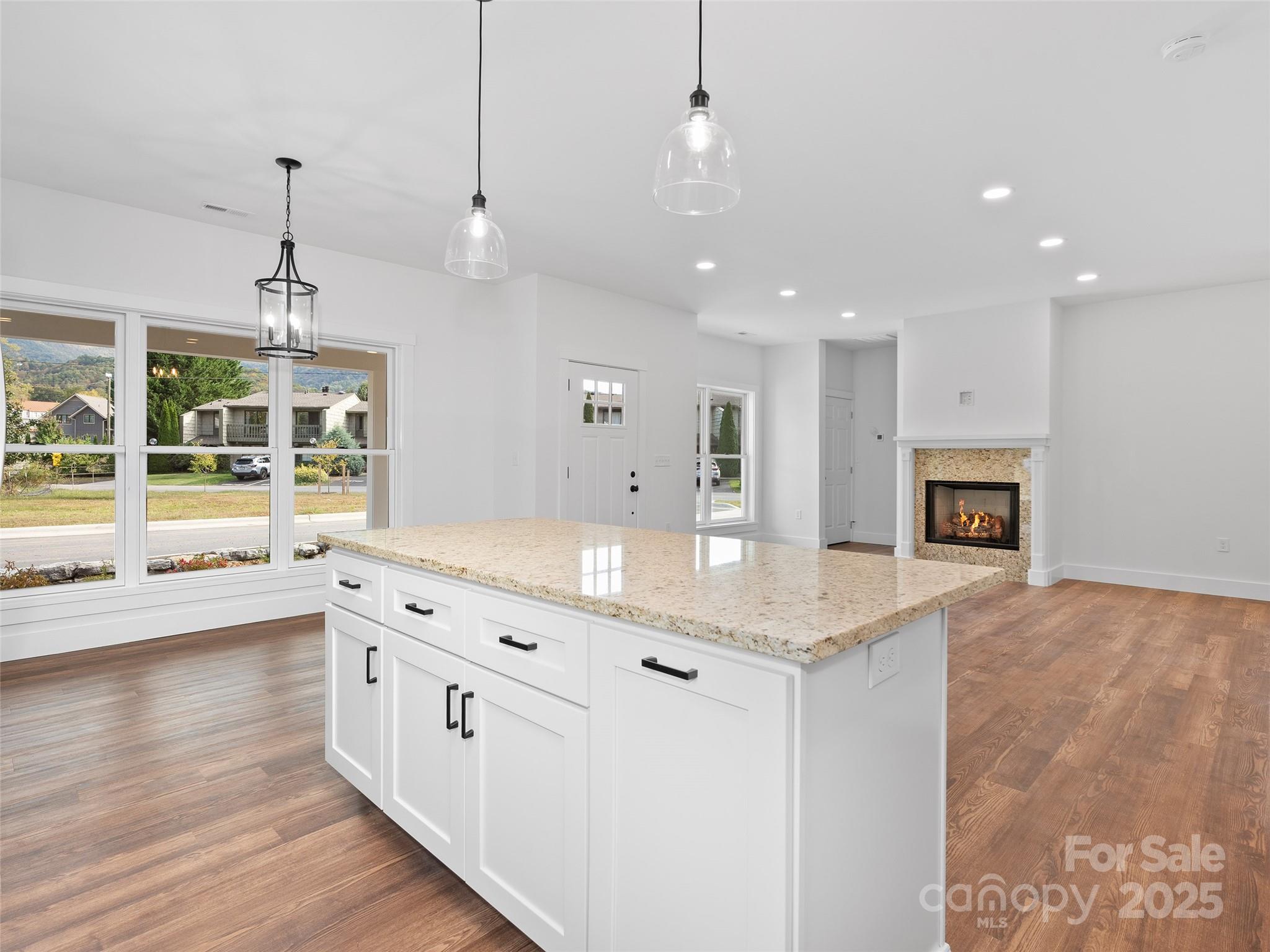15 Riemar Lane — Waynesville