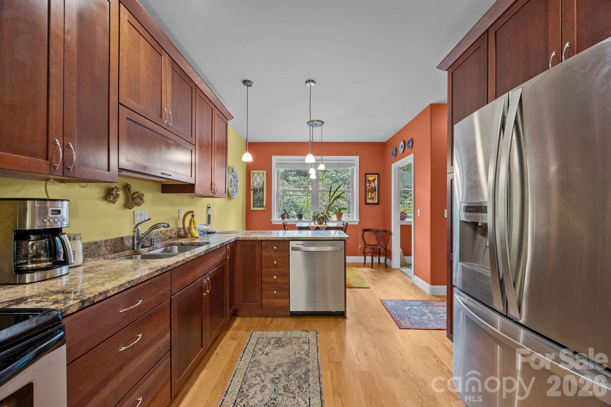 40 Mountain Shadows Drive — Leicester