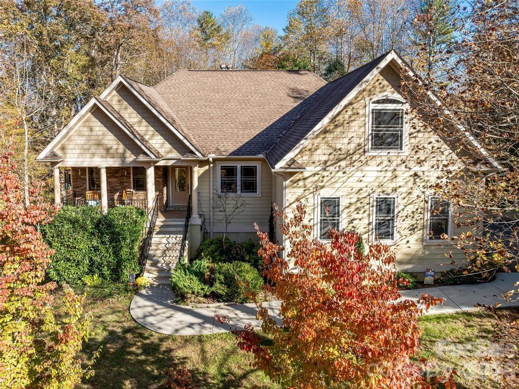 40 Mountain Shadows Drive — Leicester