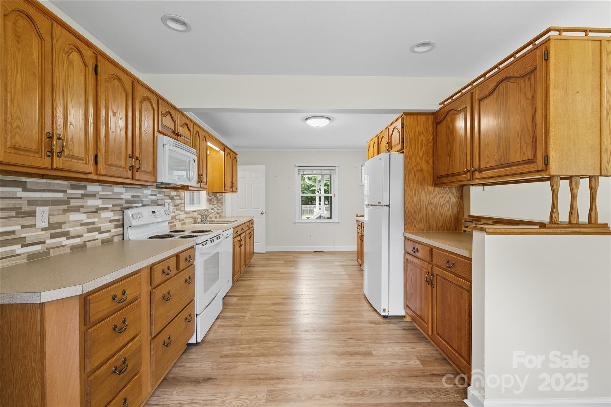 2101 Shady Lane — Monroe