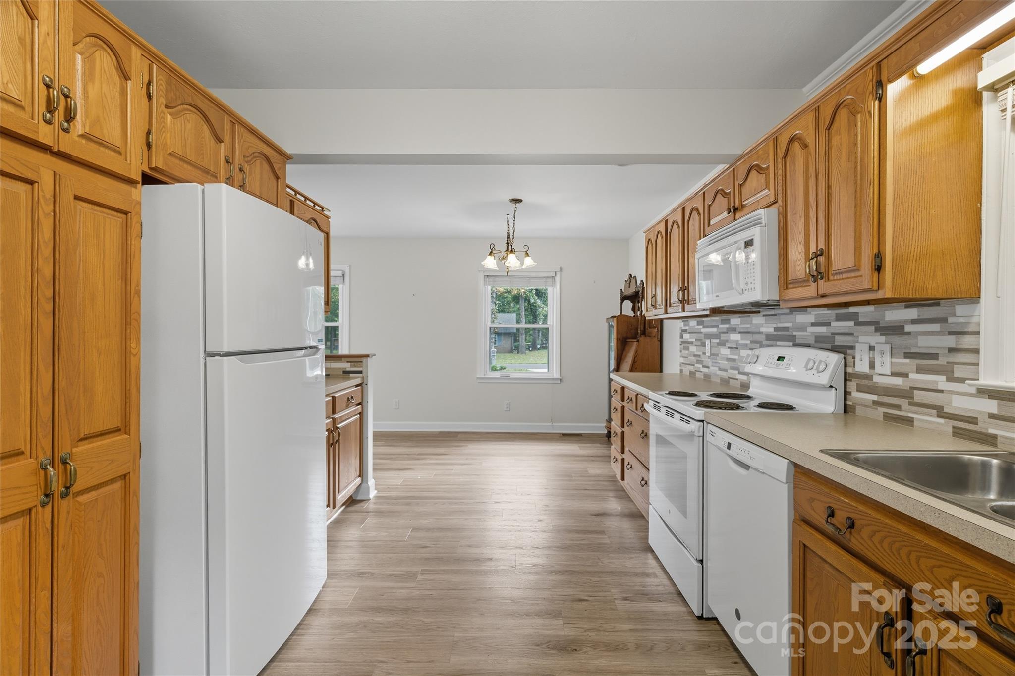 2101 Shady Lane — Monroe