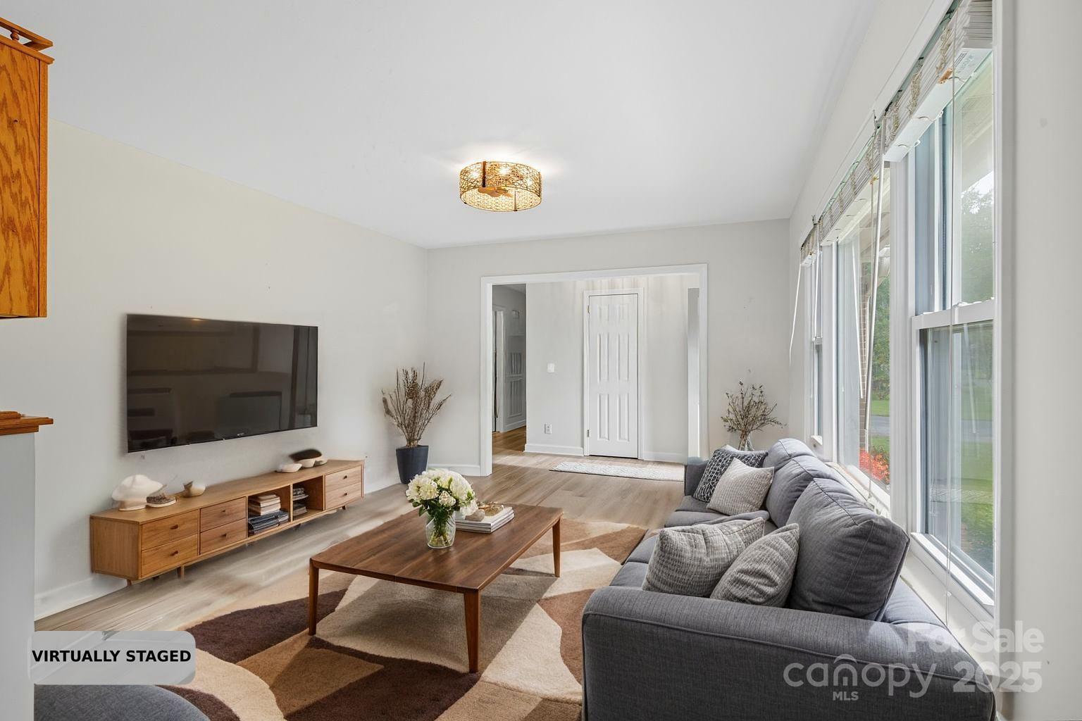 2101 Shady Lane — Monroe