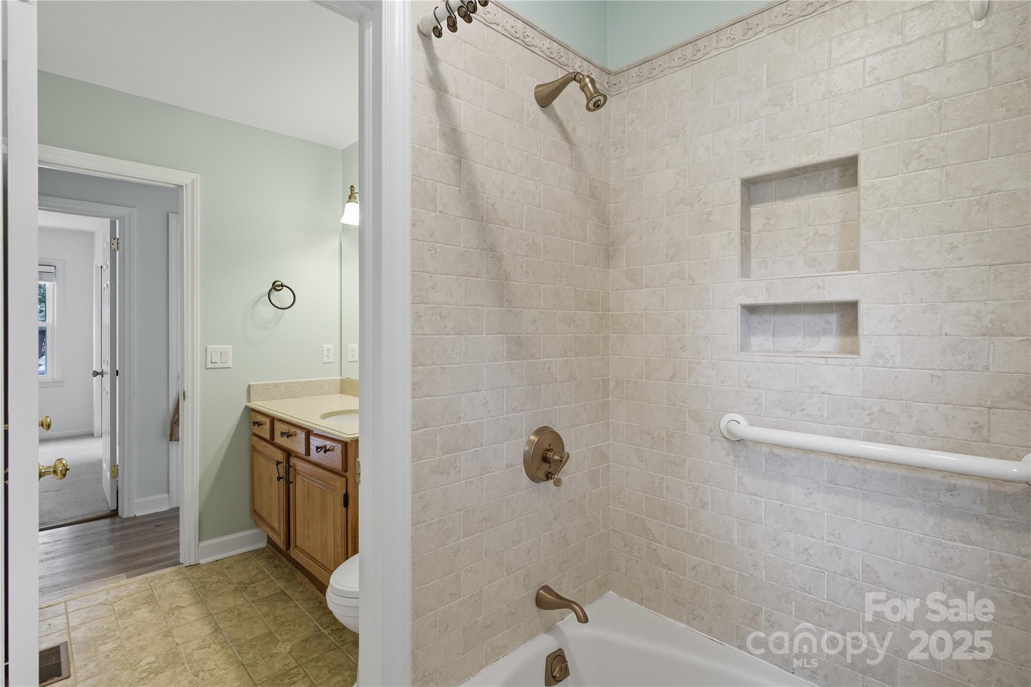 2101 Shady Lane — Monroe