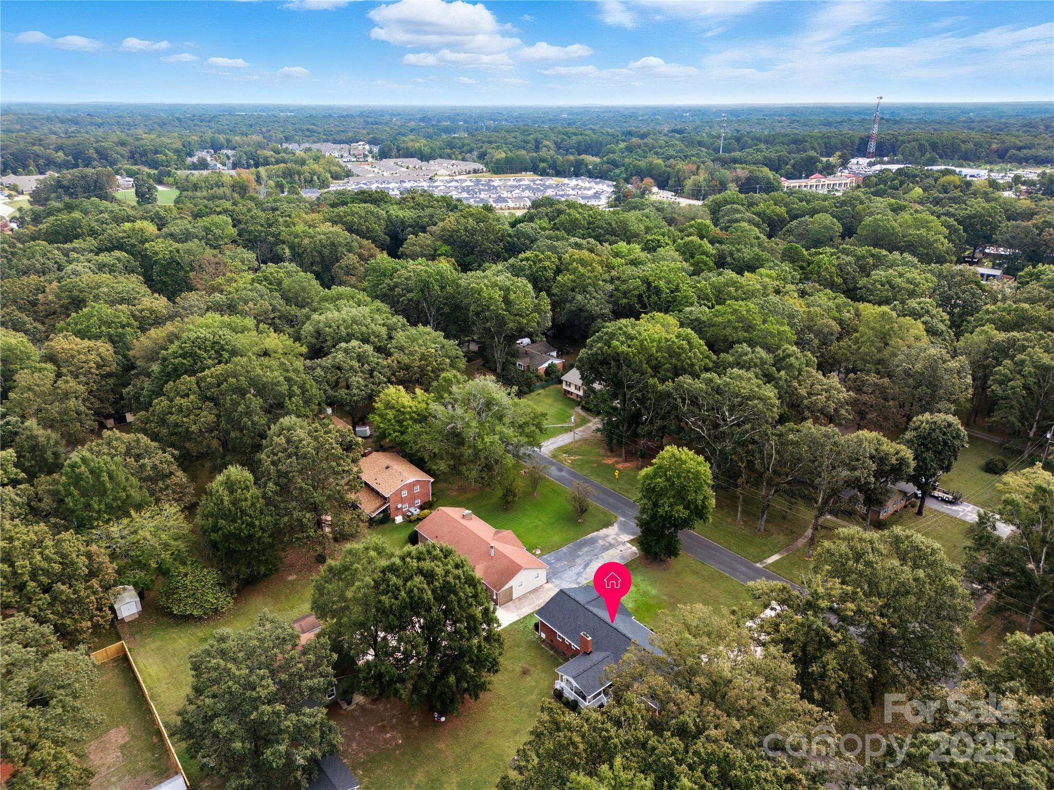 2101 Shady Lane — Monroe