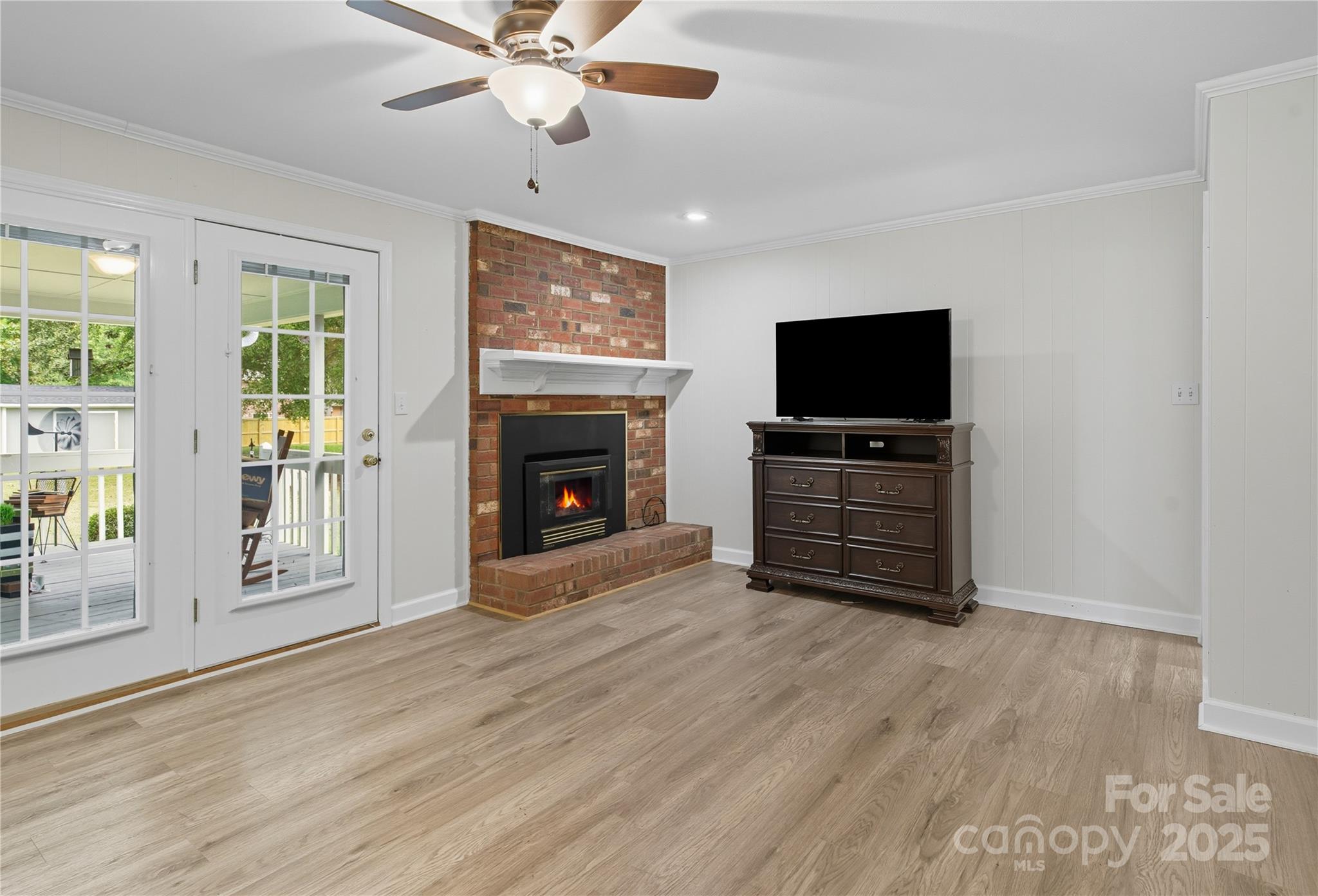 2101 Shady Lane — Monroe
