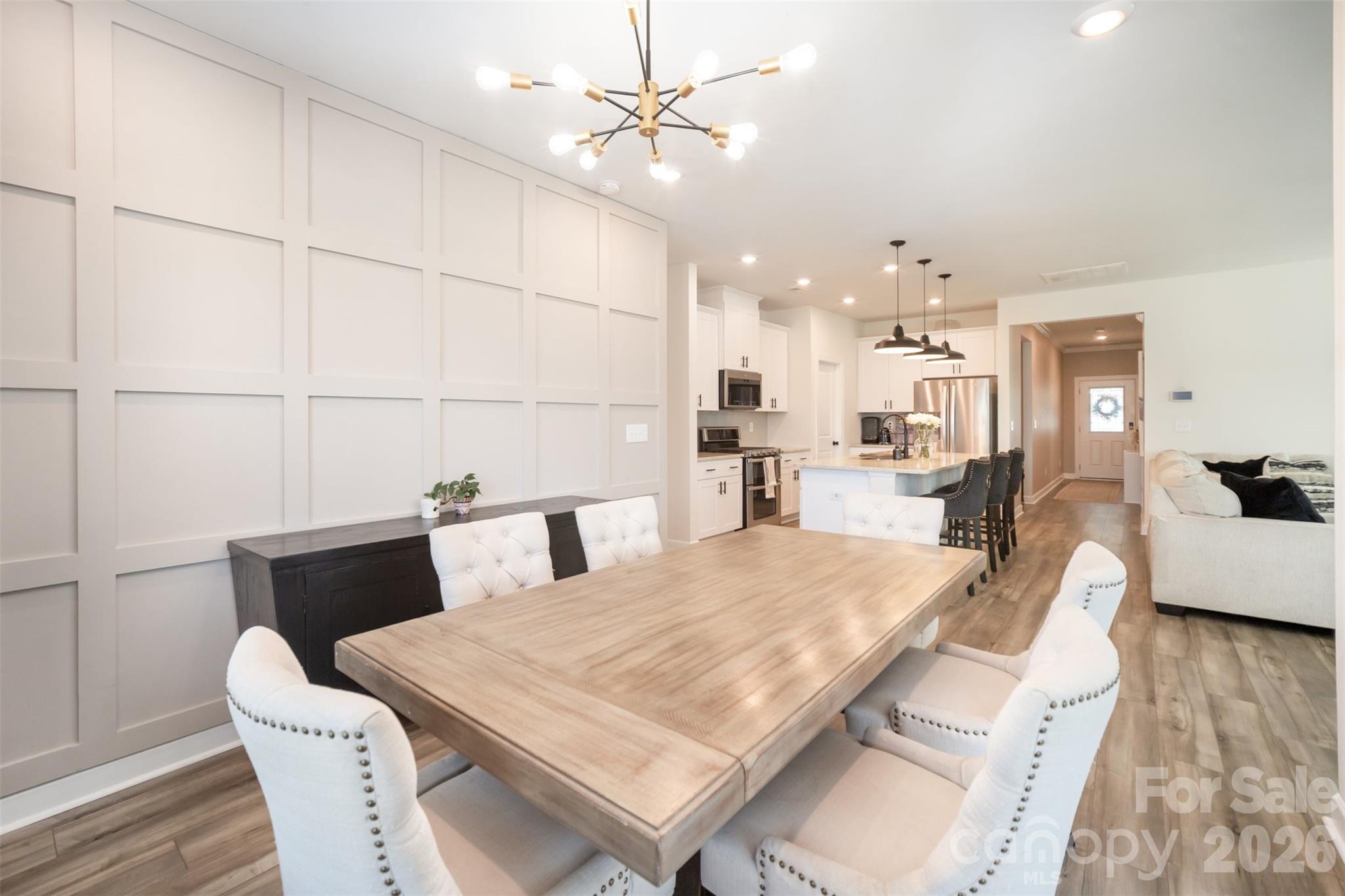 4424 Bright Road — Charlotte