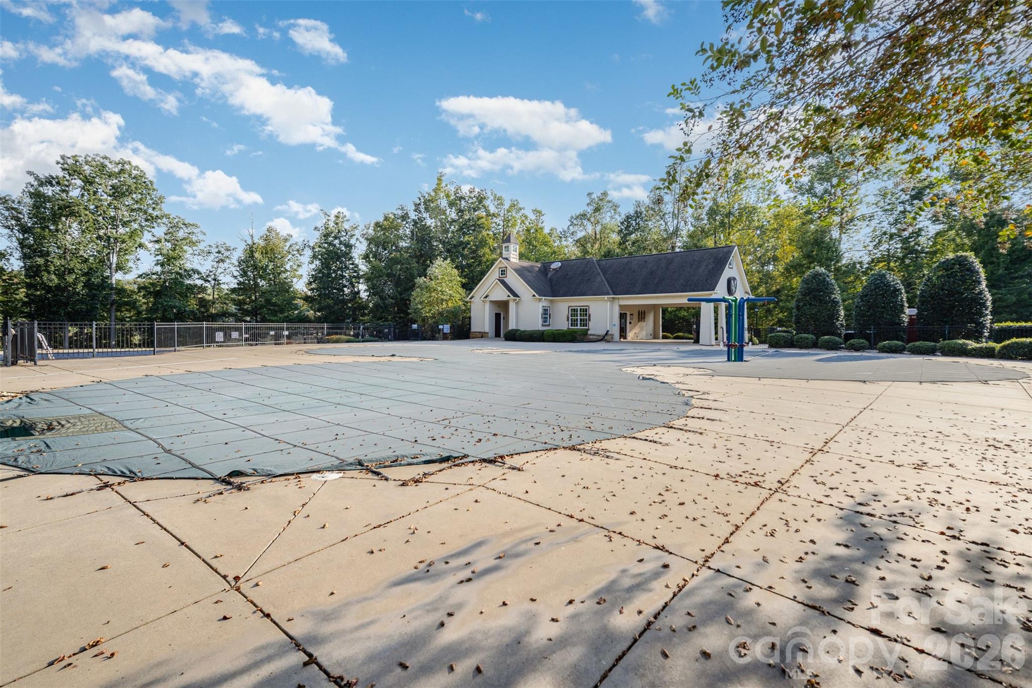 4424 Bright Road — Charlotte