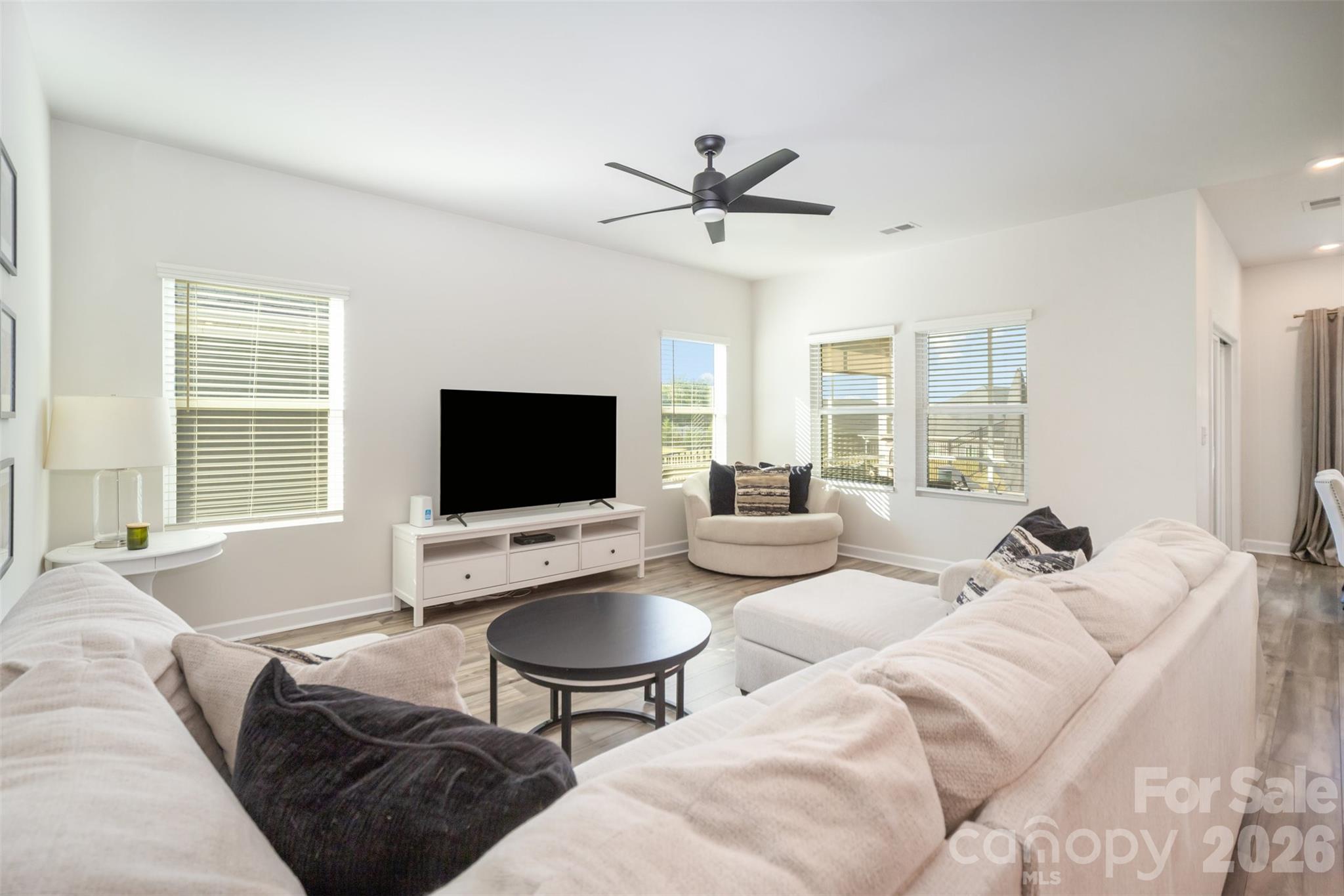 4424 Bright Road — Charlotte