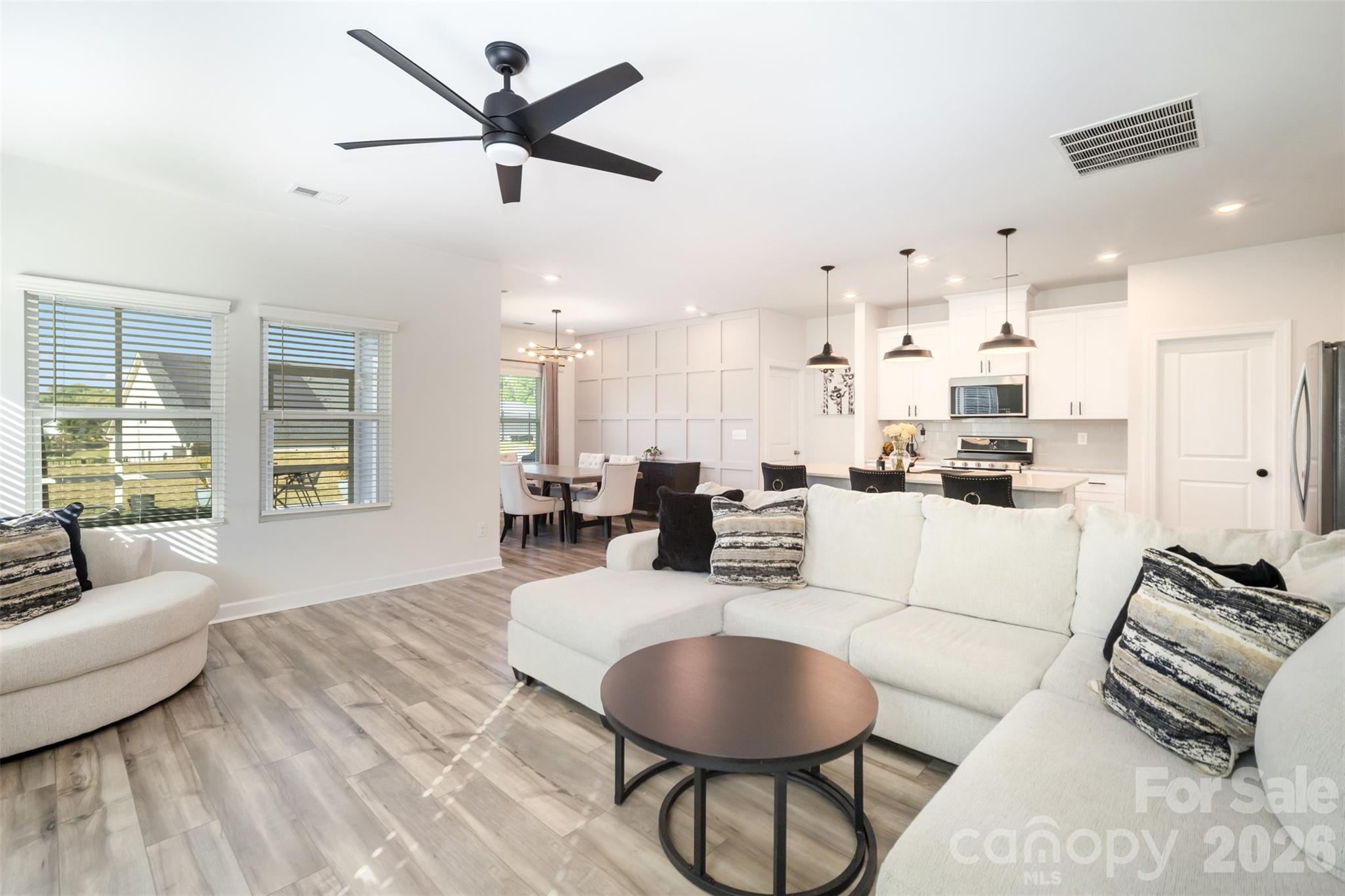 4424 Bright Road — Charlotte