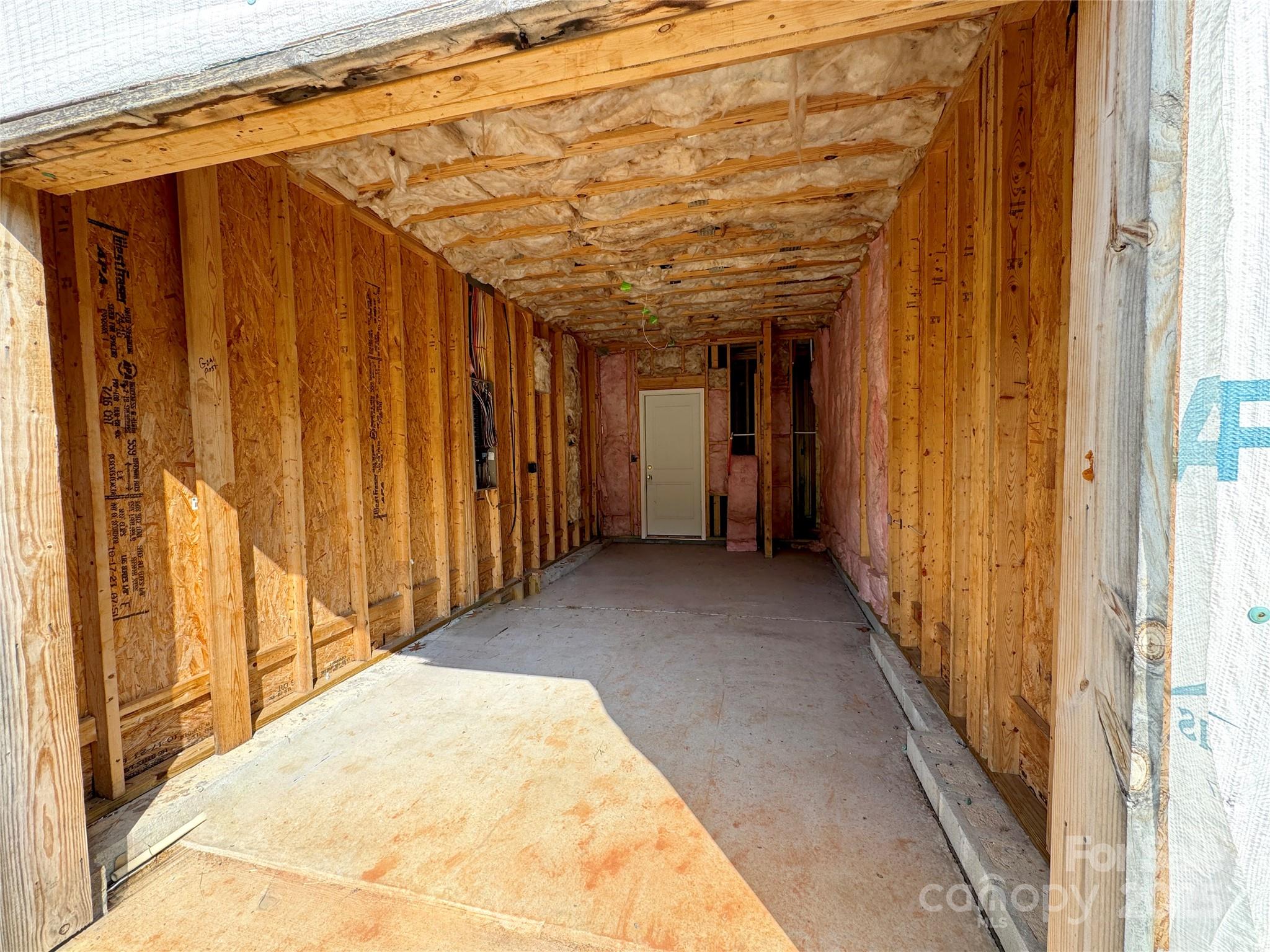 1074 Lyndsey Brook Court — Lincolnton