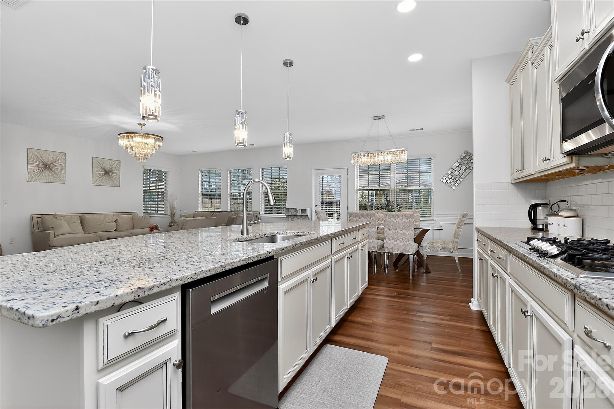 2002 Trindle Vine Lane — Waxhaw