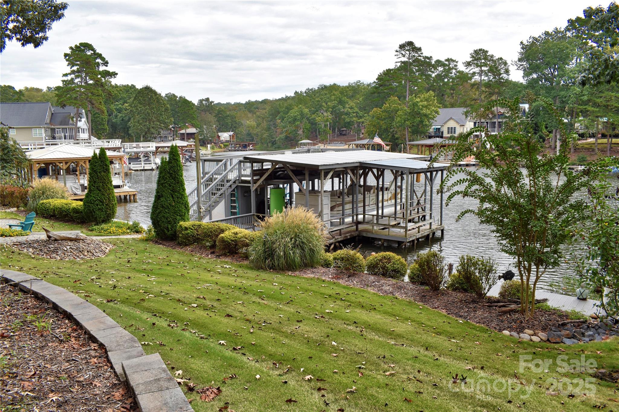 117 Sunrise Point — Badin Lake