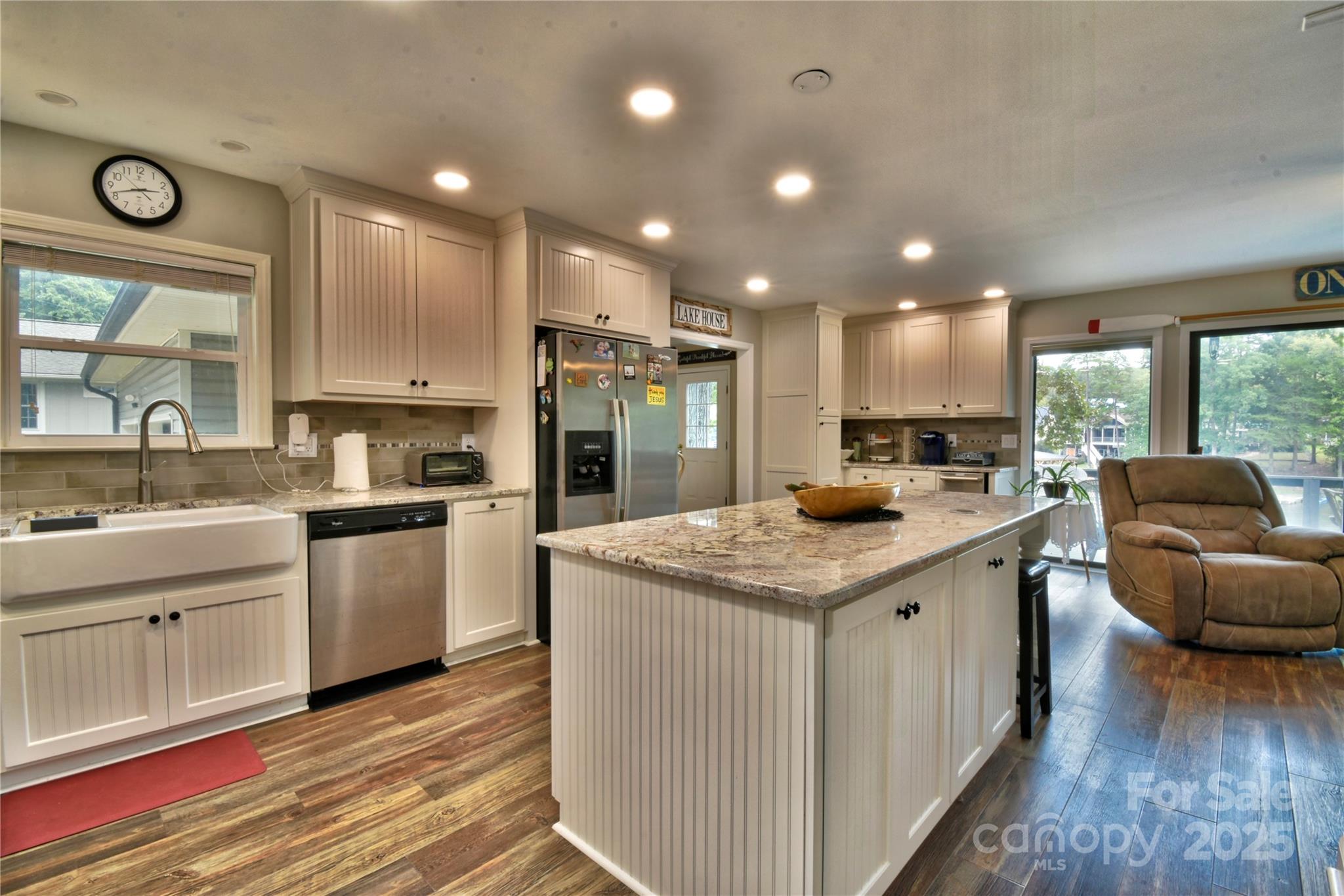 117 Sunrise Point — Badin Lake