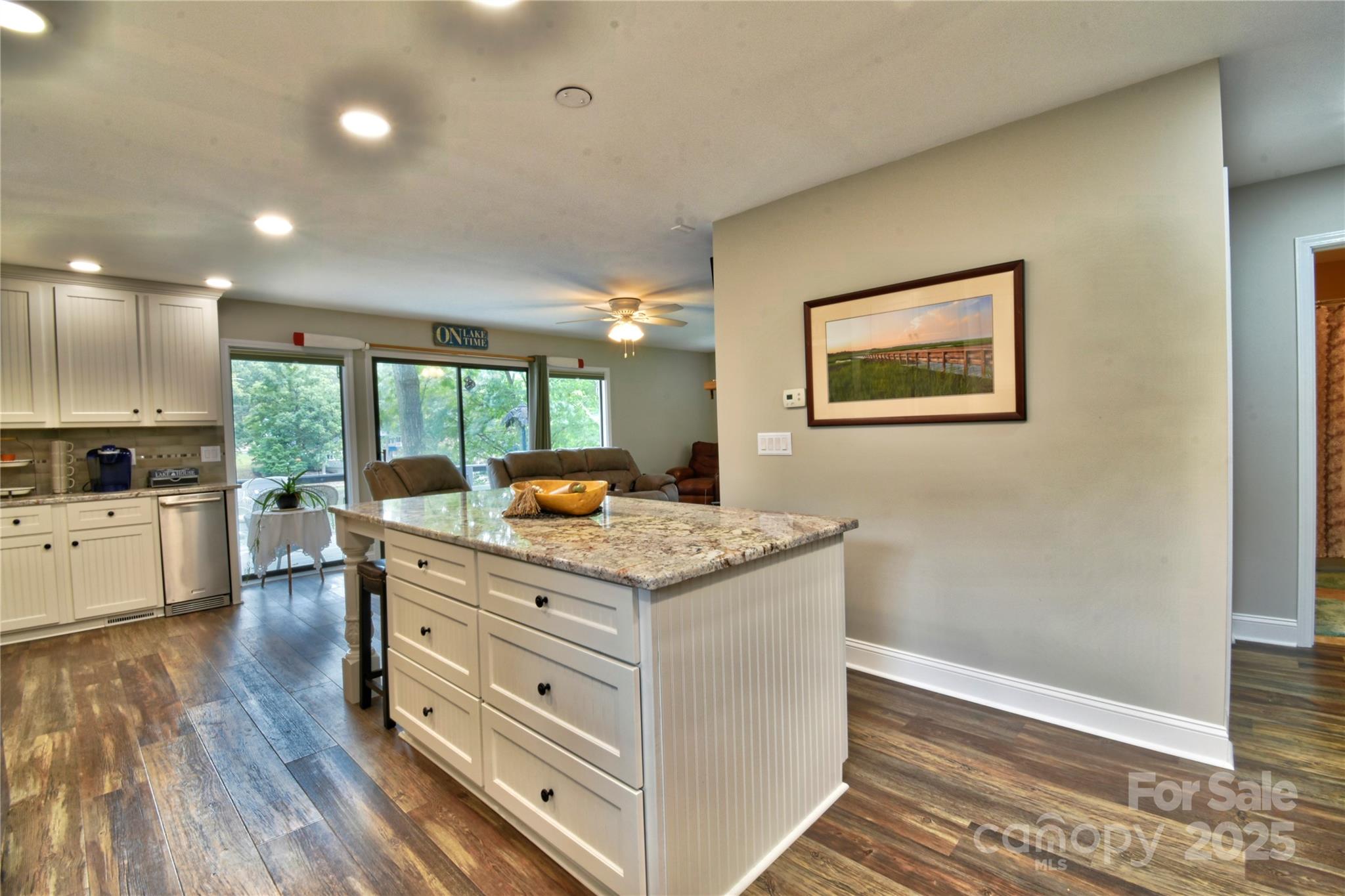 117 Sunrise Point — Badin Lake