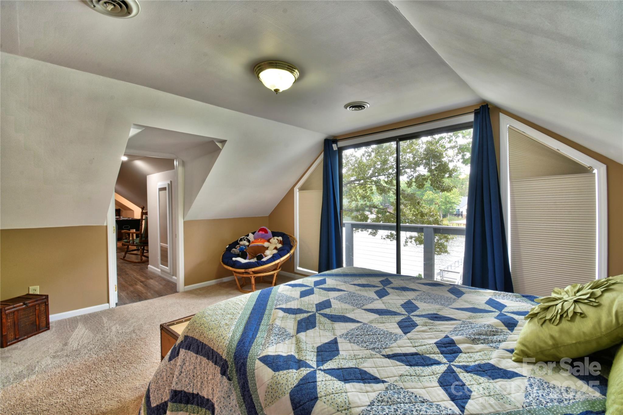 117 Sunrise Point — Badin Lake