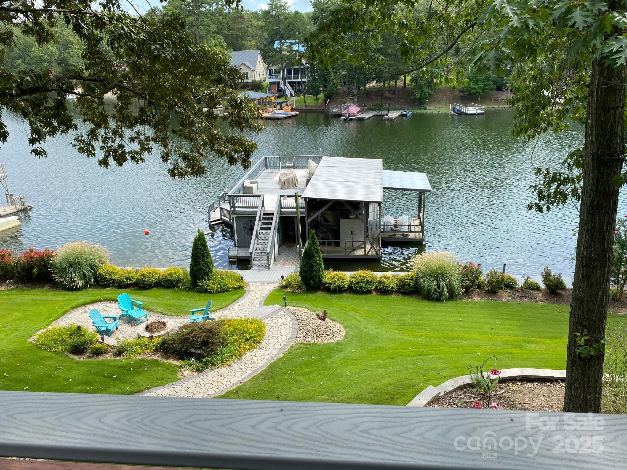 117 Sunrise Point — Badin Lake