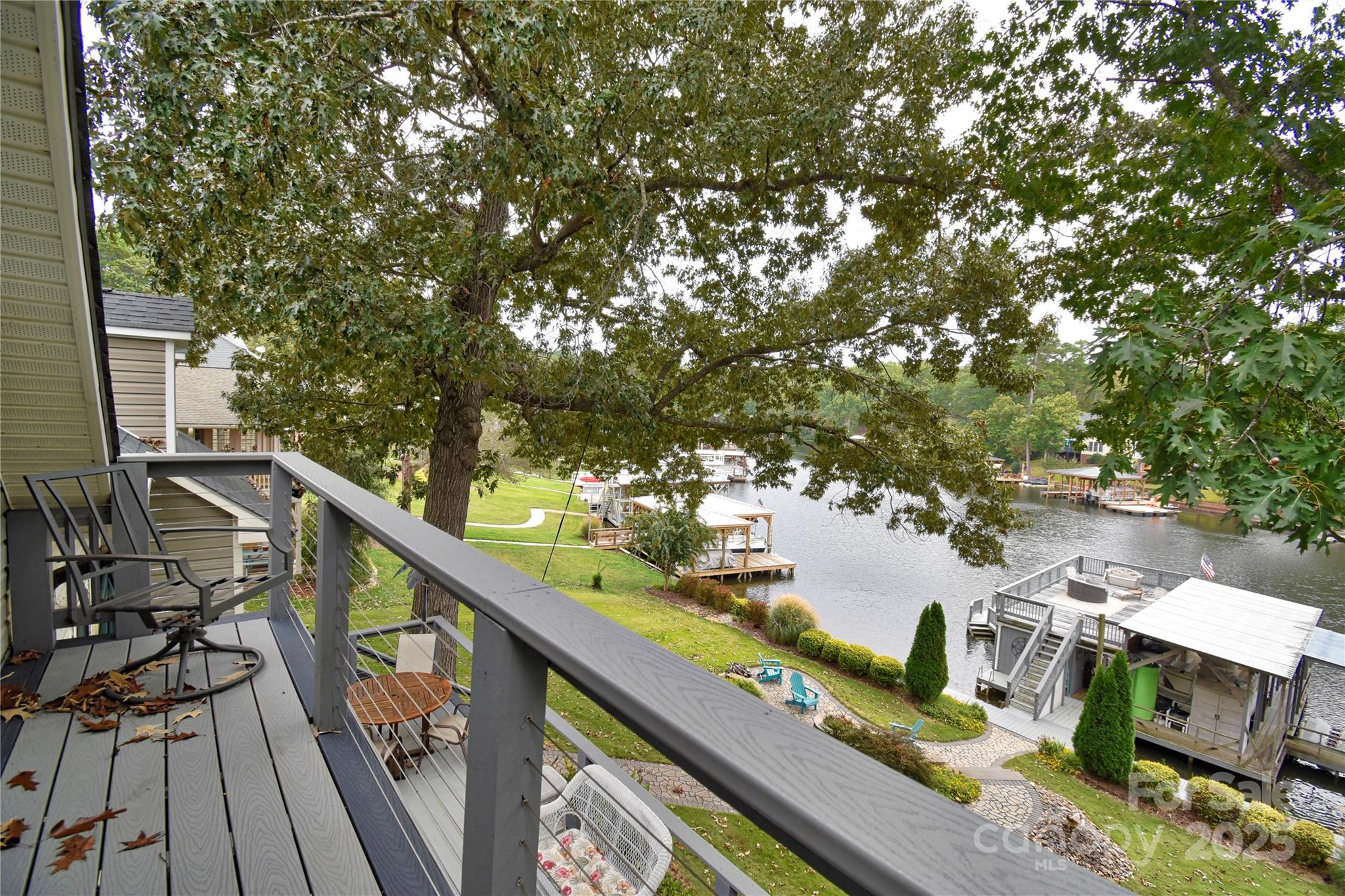 117 Sunrise Point — Badin Lake