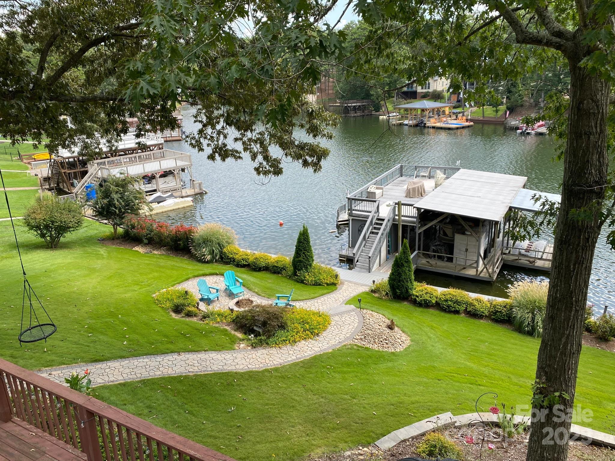 117 Sunrise Point — Badin Lake