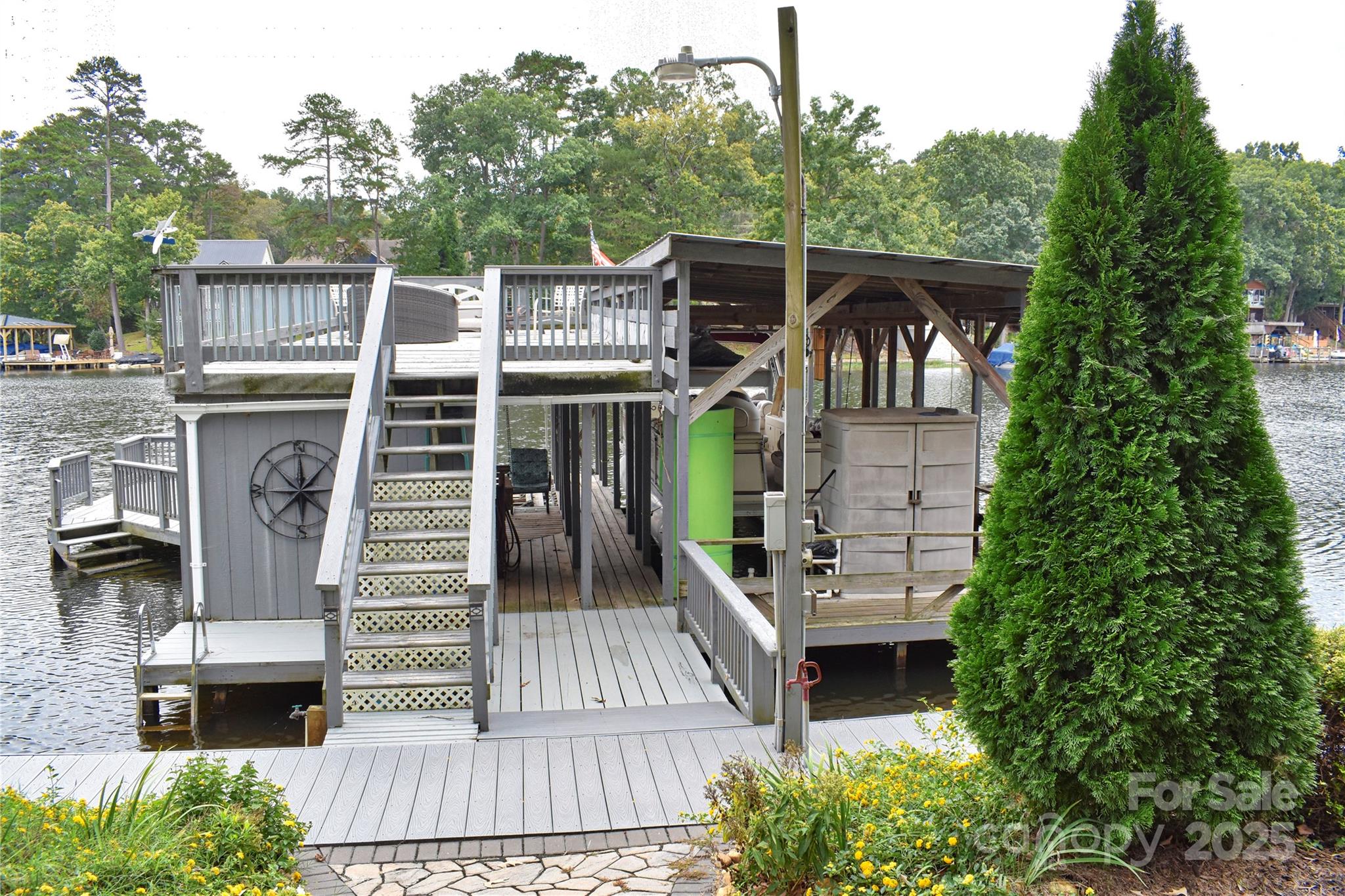 117 Sunrise Point — Badin Lake