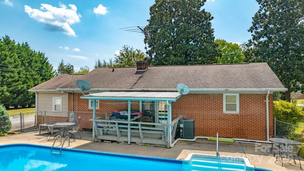 489 Ned Mcgimsey Road — Nebo