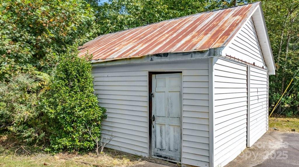 489 Ned Mcgimsey Road — Nebo