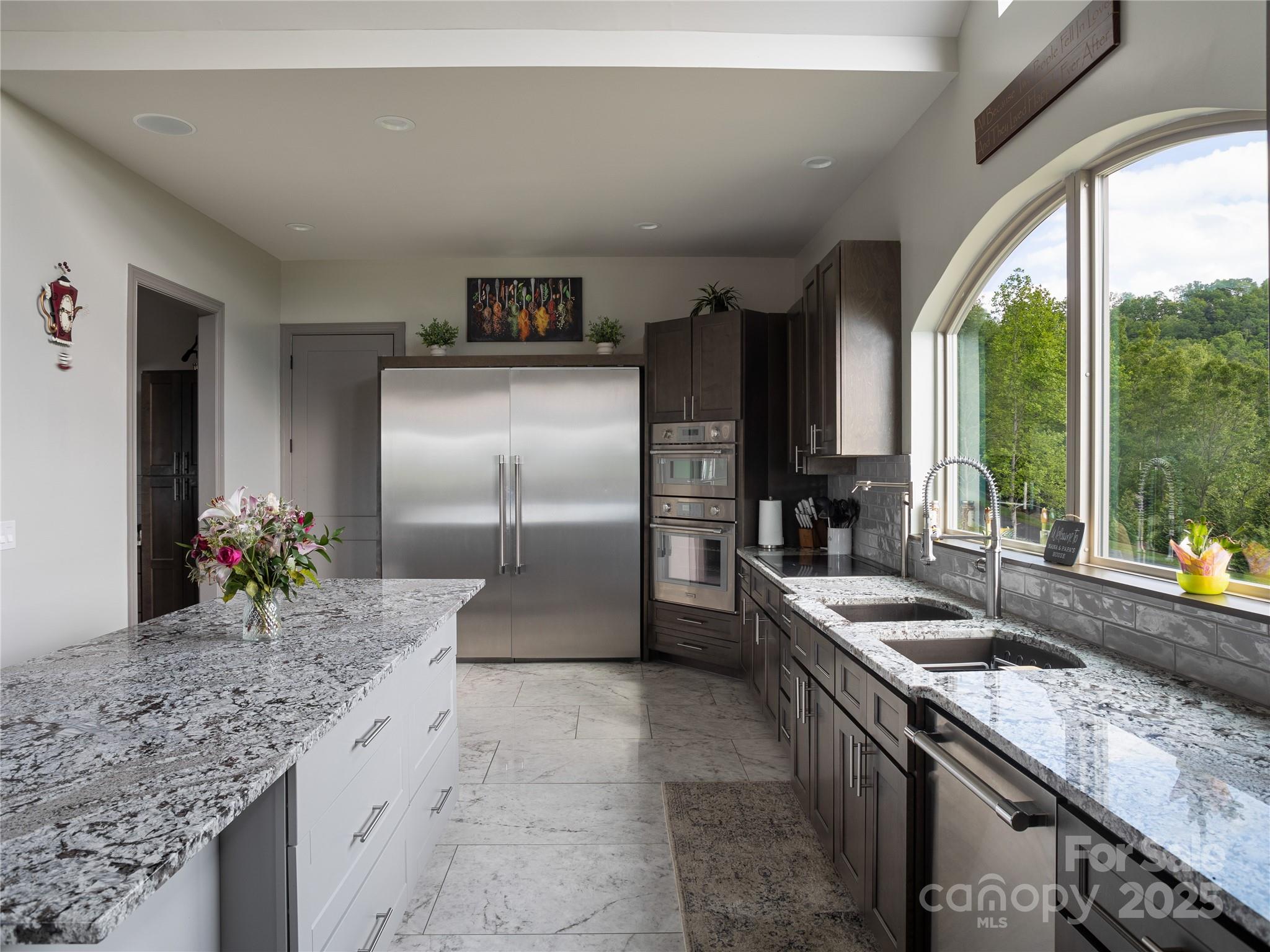 639 Byers Cove Road — Hendersonville