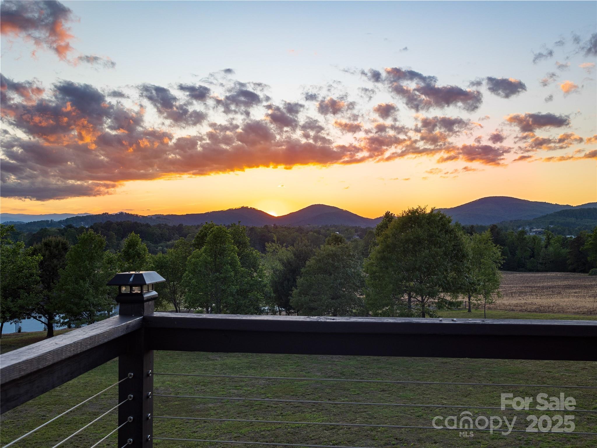 639 Byers Cove Road — Hendersonville